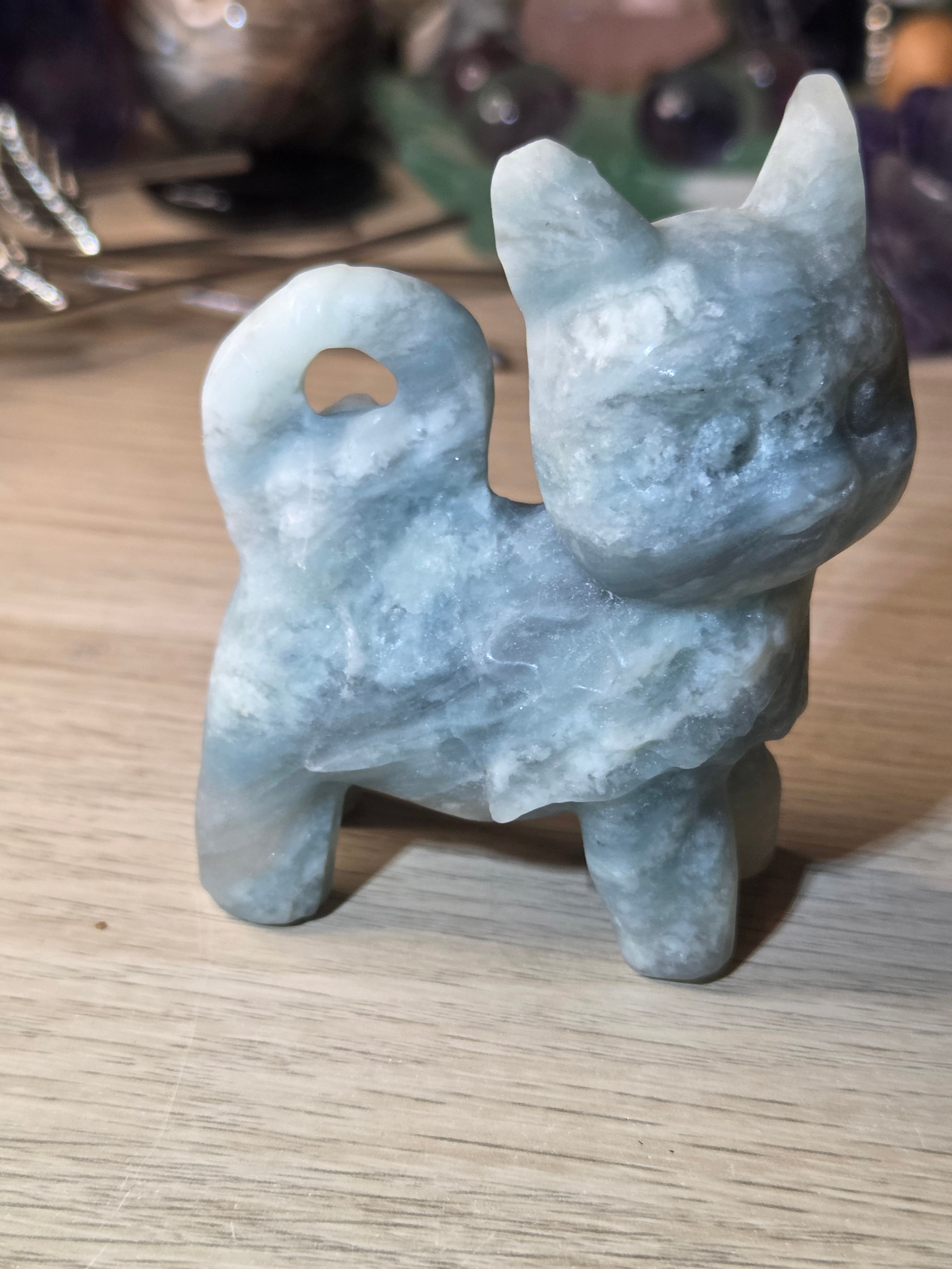 Blue jade crystal cat carving
