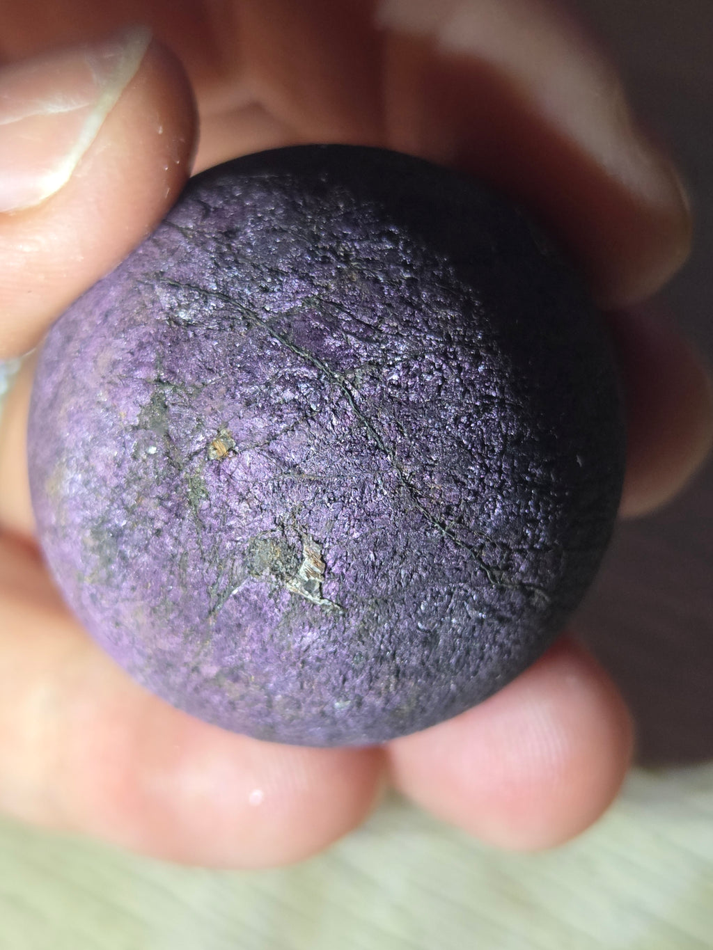 Purperite crystal sphere carving with stand