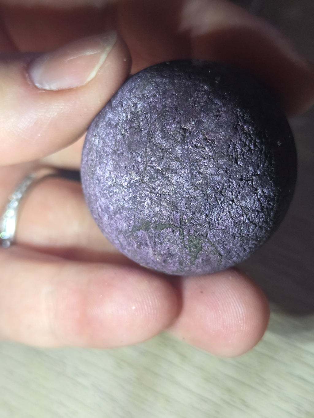 Purperite crystal sphere carving with stand