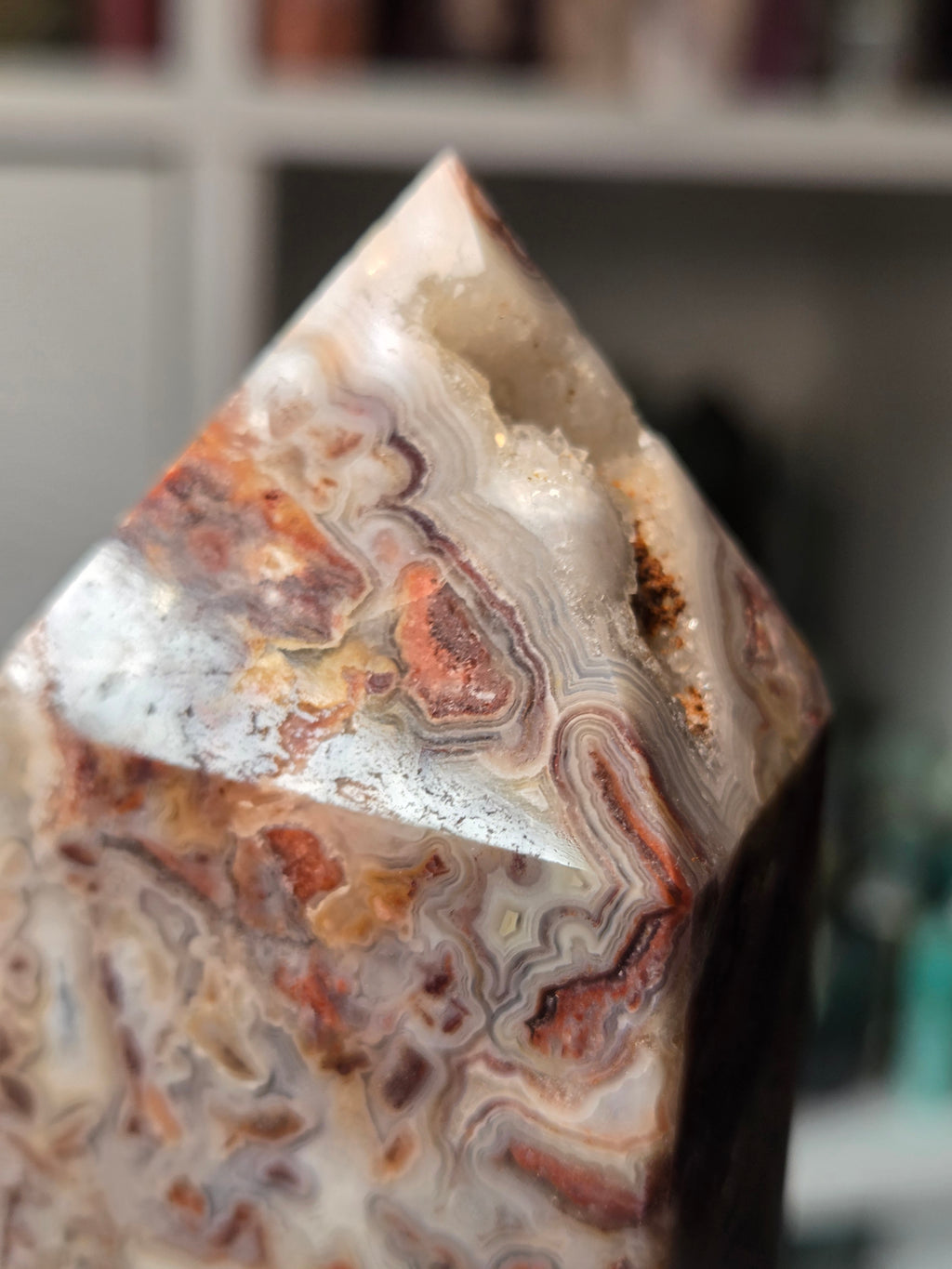 Beautiful  duzy  Mexican crazy lace agate crystal tower