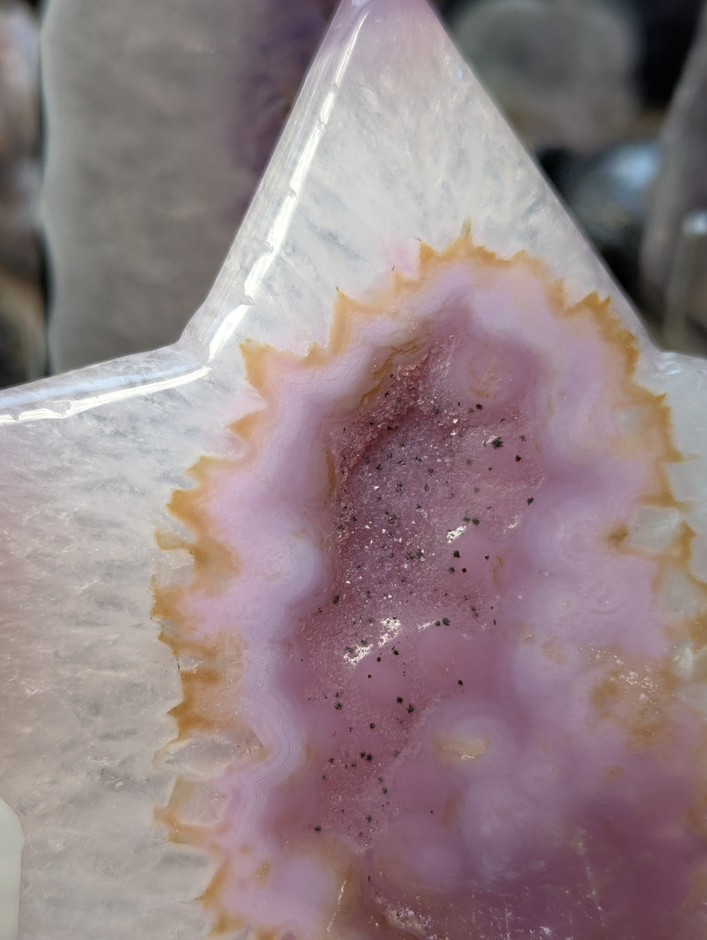 Pink duzy agate crystal star with stand