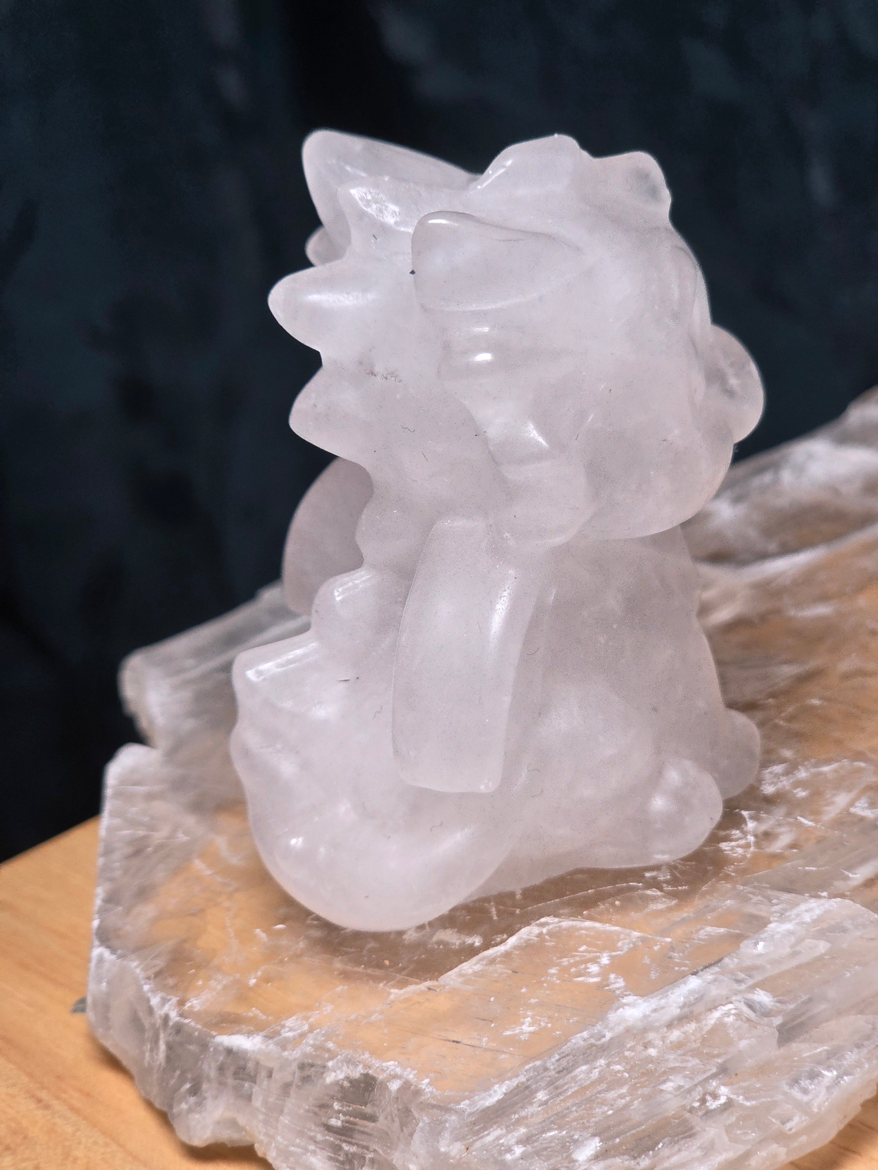Clear quartz crystal dragon carving