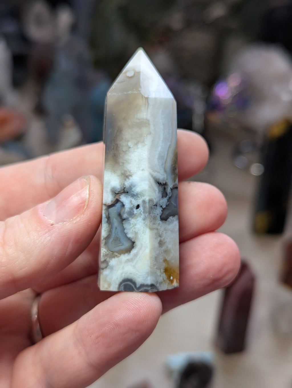 Black flower agate crystal tower