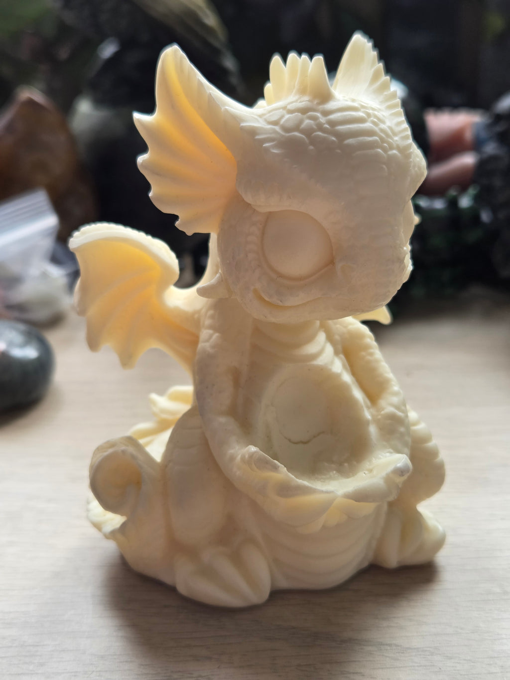 Ivory nut Dragon carving perfect sphere holder-sphere not included