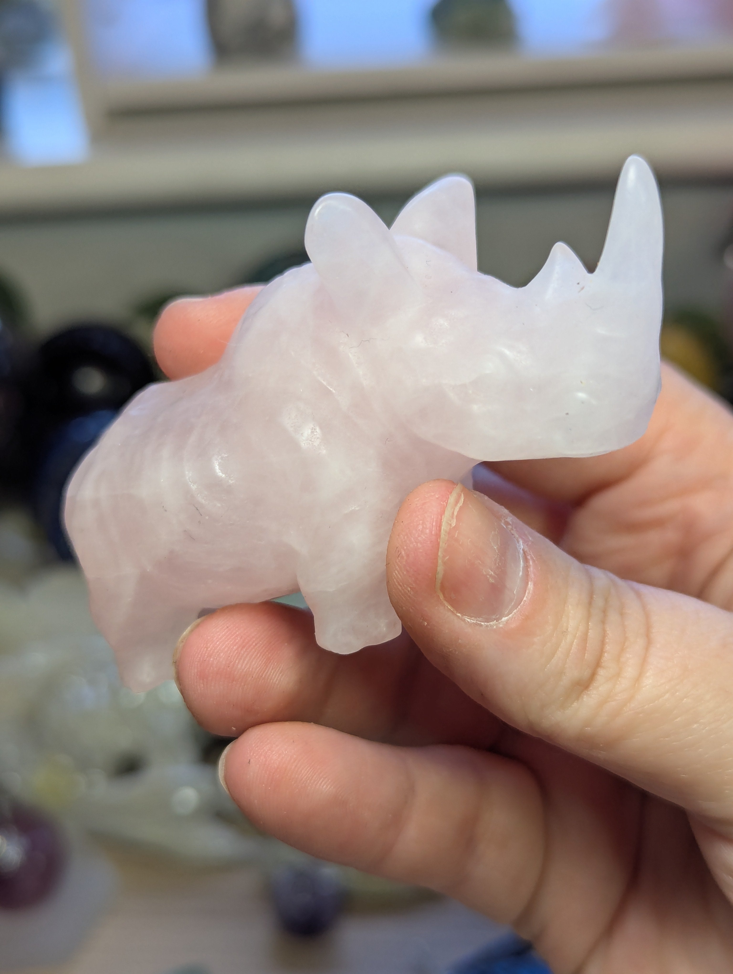 Rhyno crystal carving