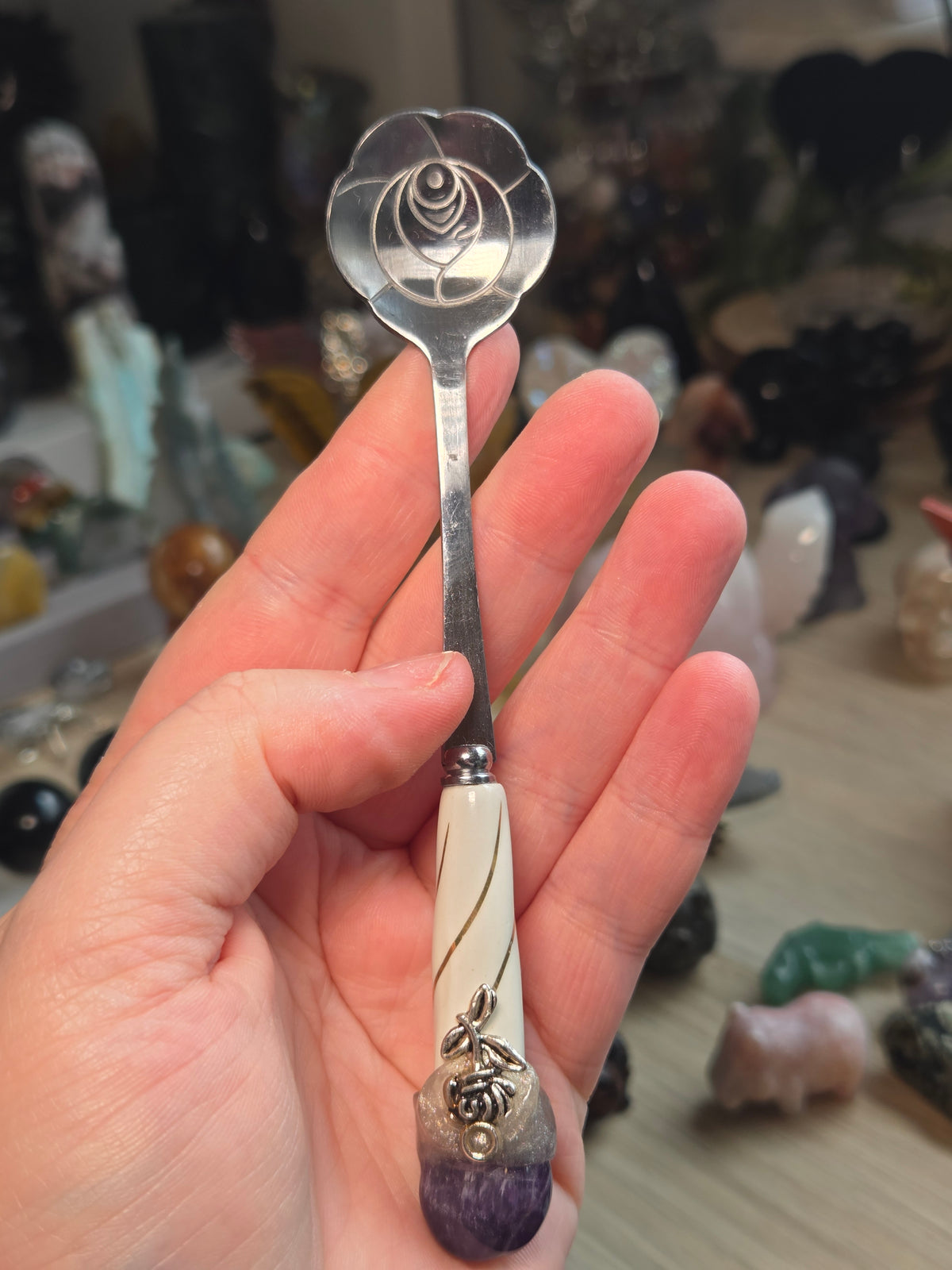 Spoons with  crystals
