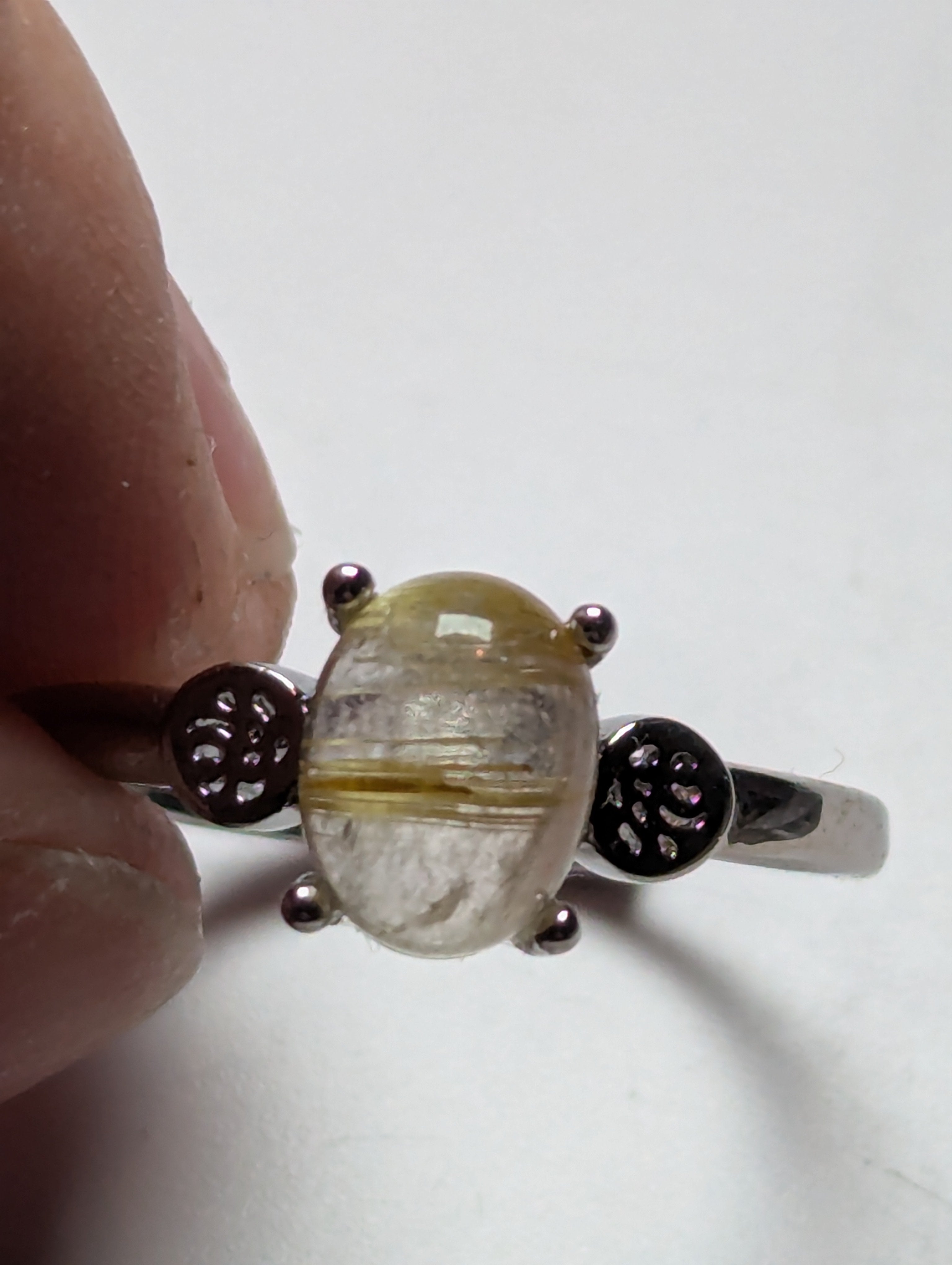 1 x Golden Rutlile crystal Adjustable ring stainless steel