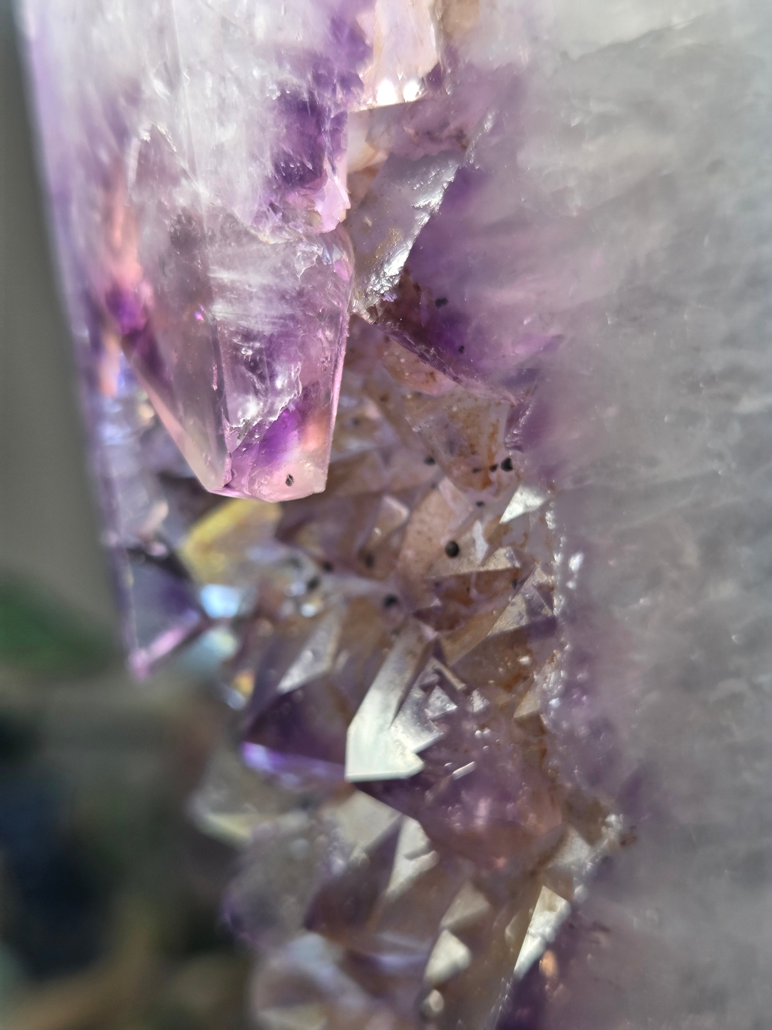 Beautiful  black agate with amethyst crystal from Brazil