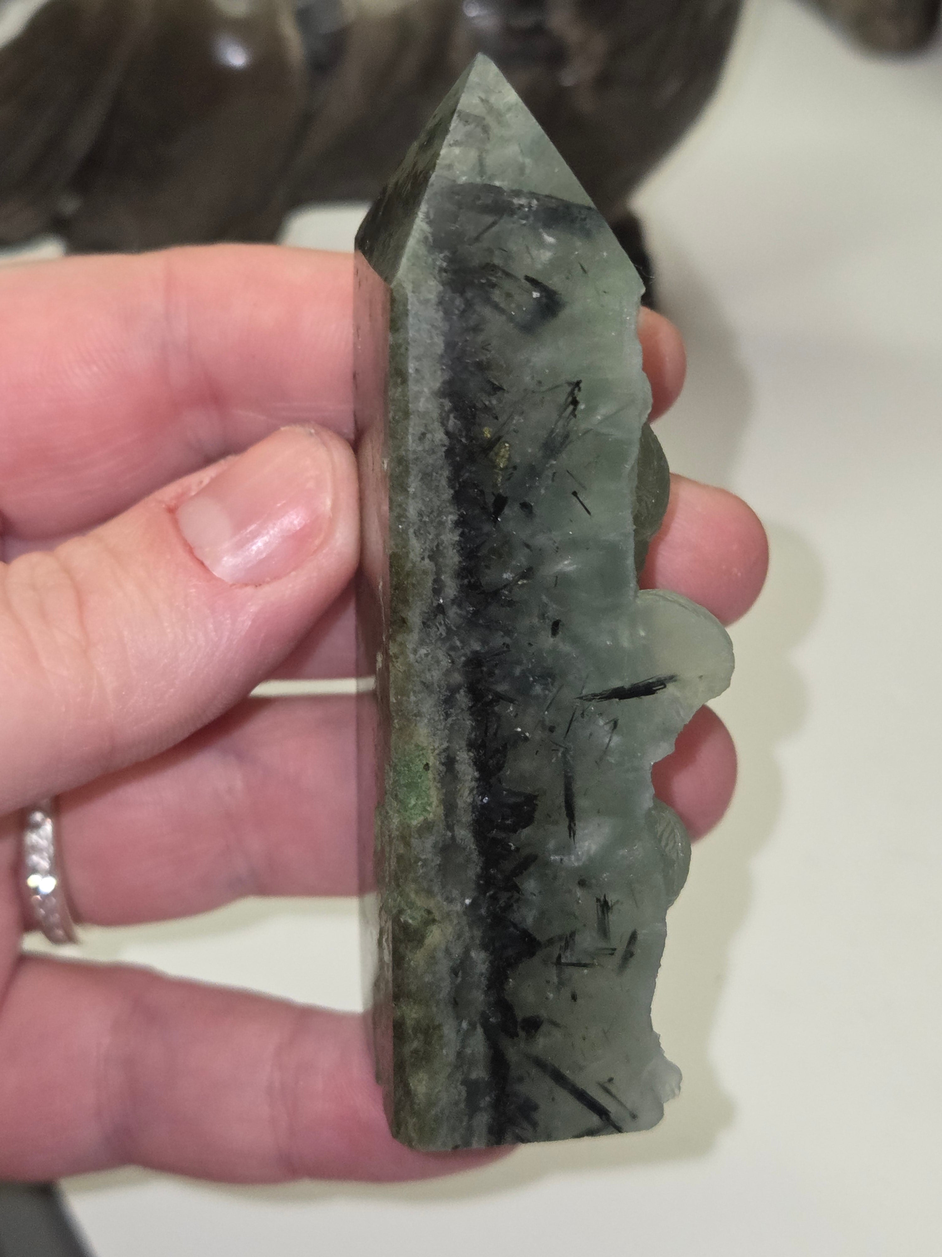 Prenite crystal tower carving