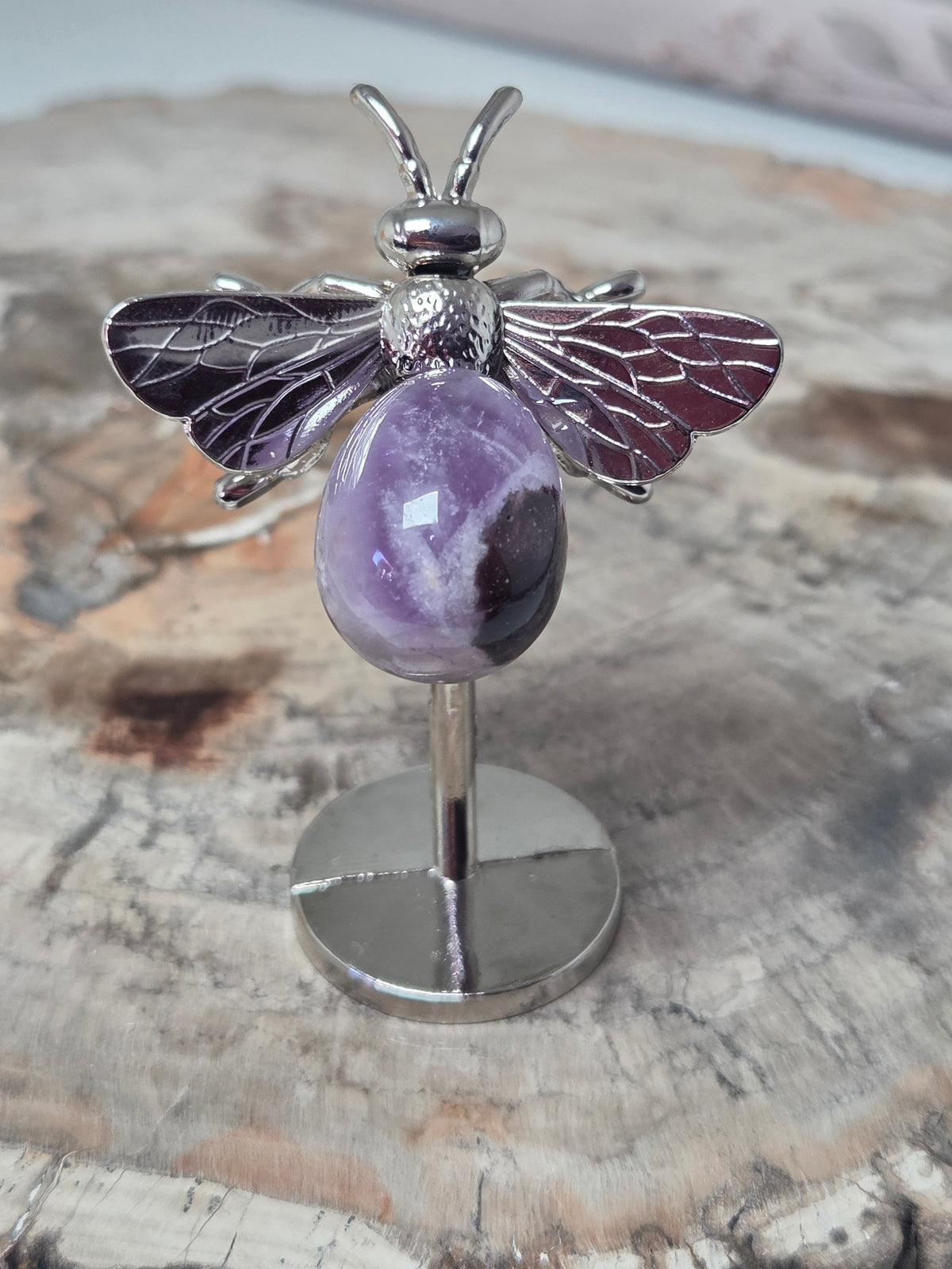 Amethyst crystal bee carving