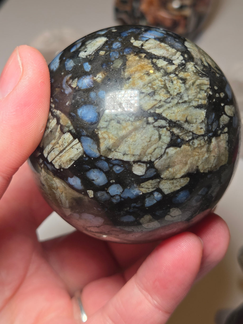 Quesera crystal sphere carving