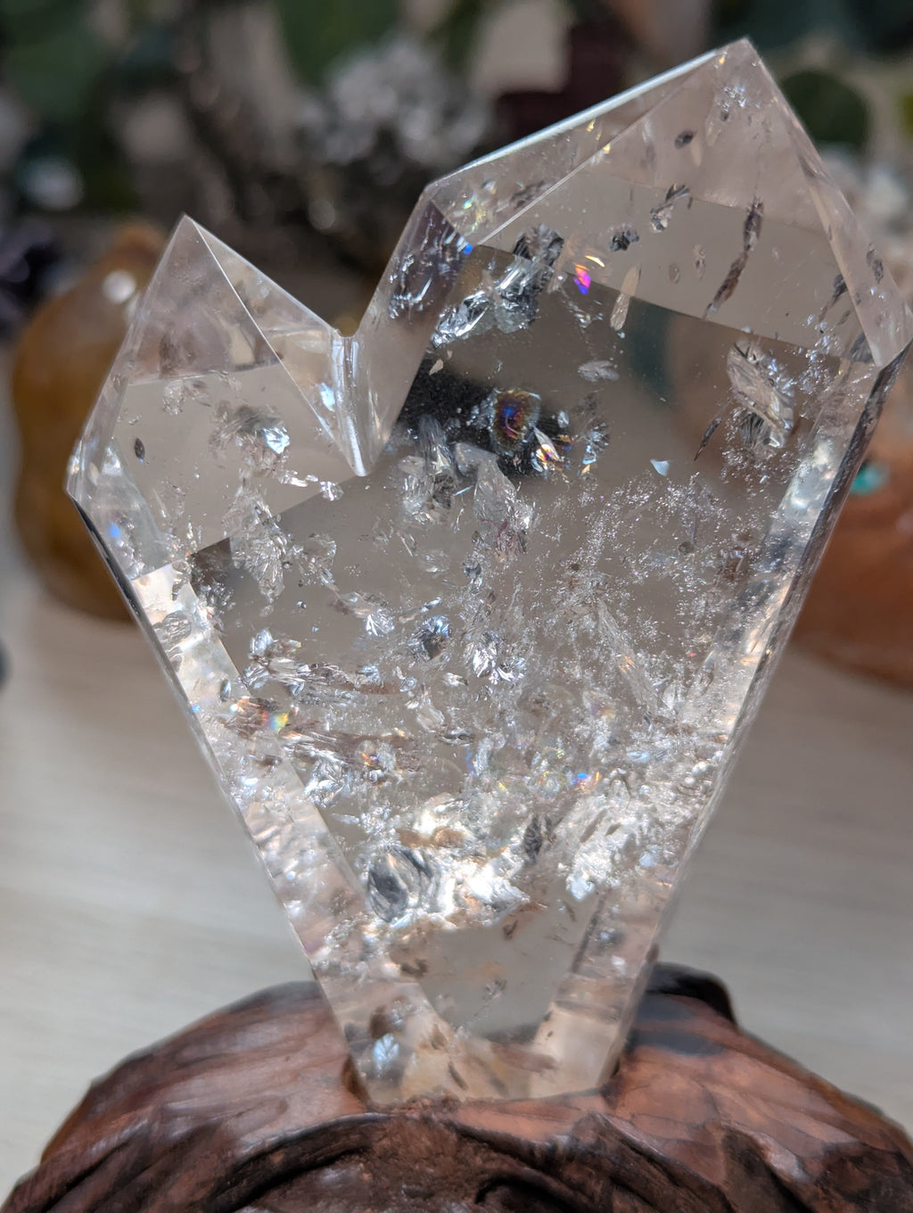 Grade AAAA Clear quartz dual tower carving