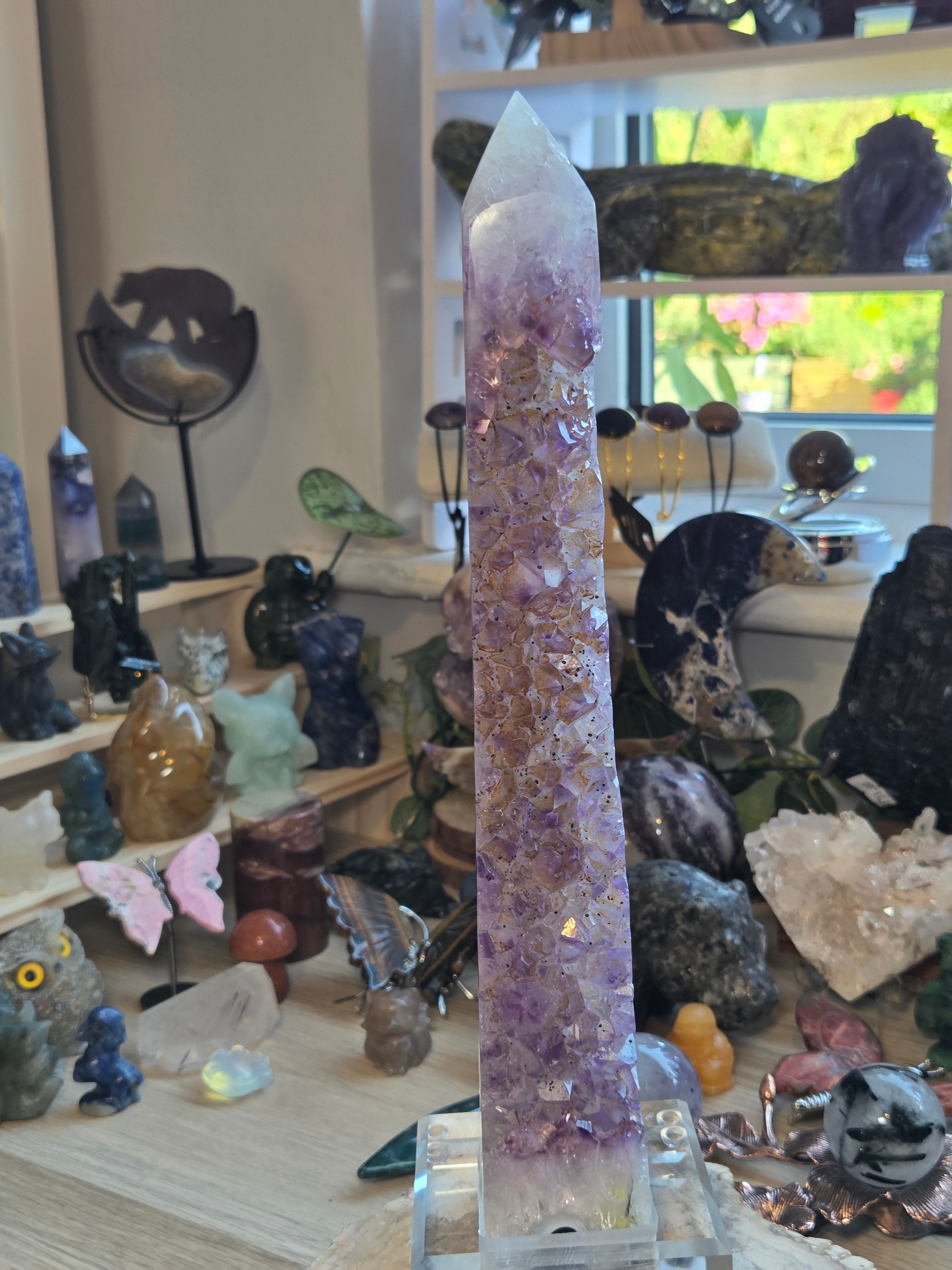 Beautiful  black agate with amethyst crystal from Brazil