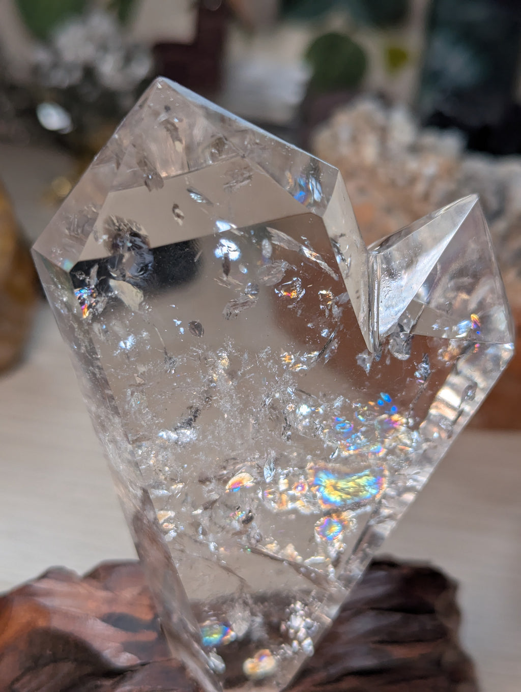 Grade AAAA Clear quartz dual tower carving