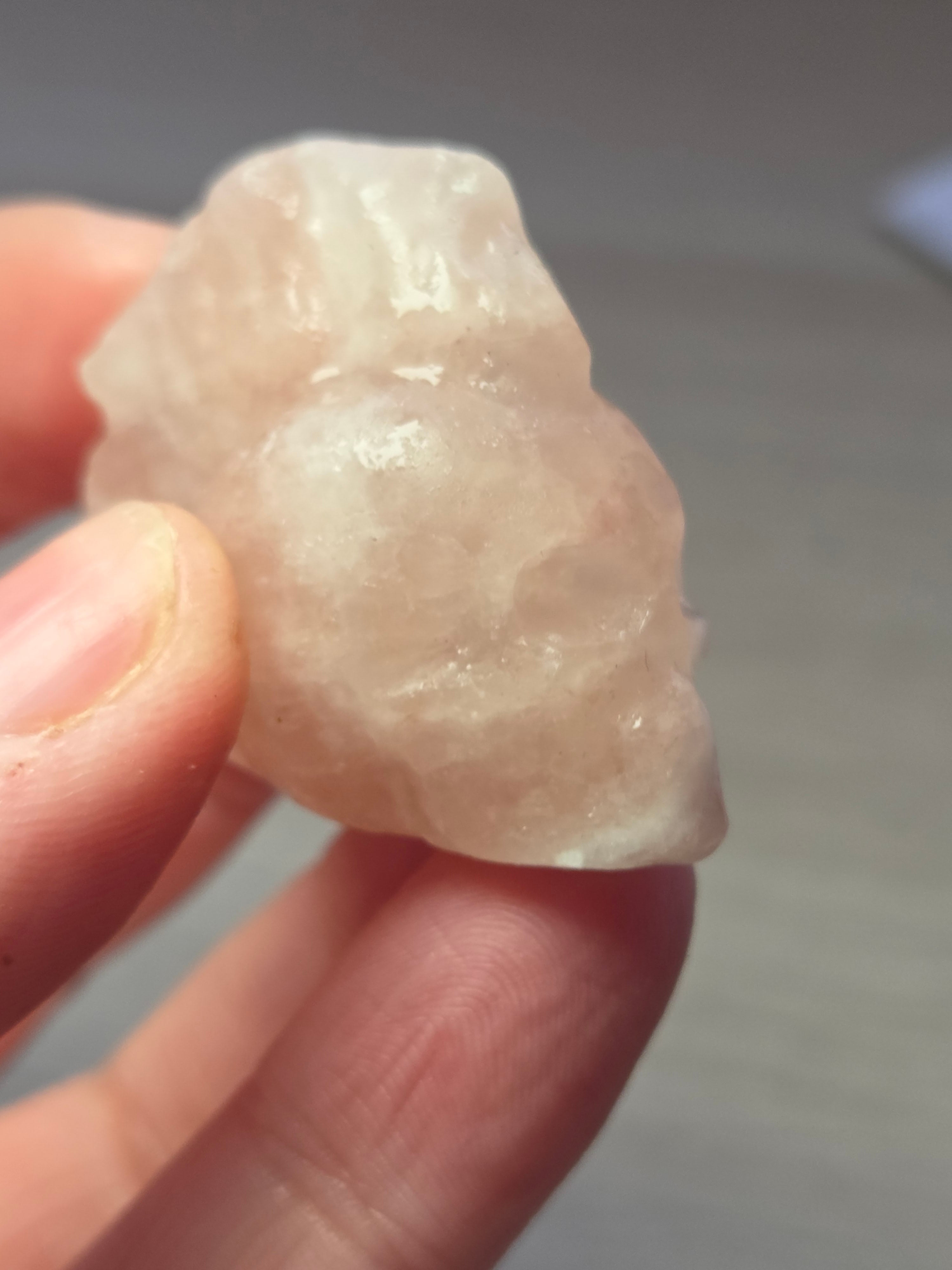 Rose quartz crystal skull rocker