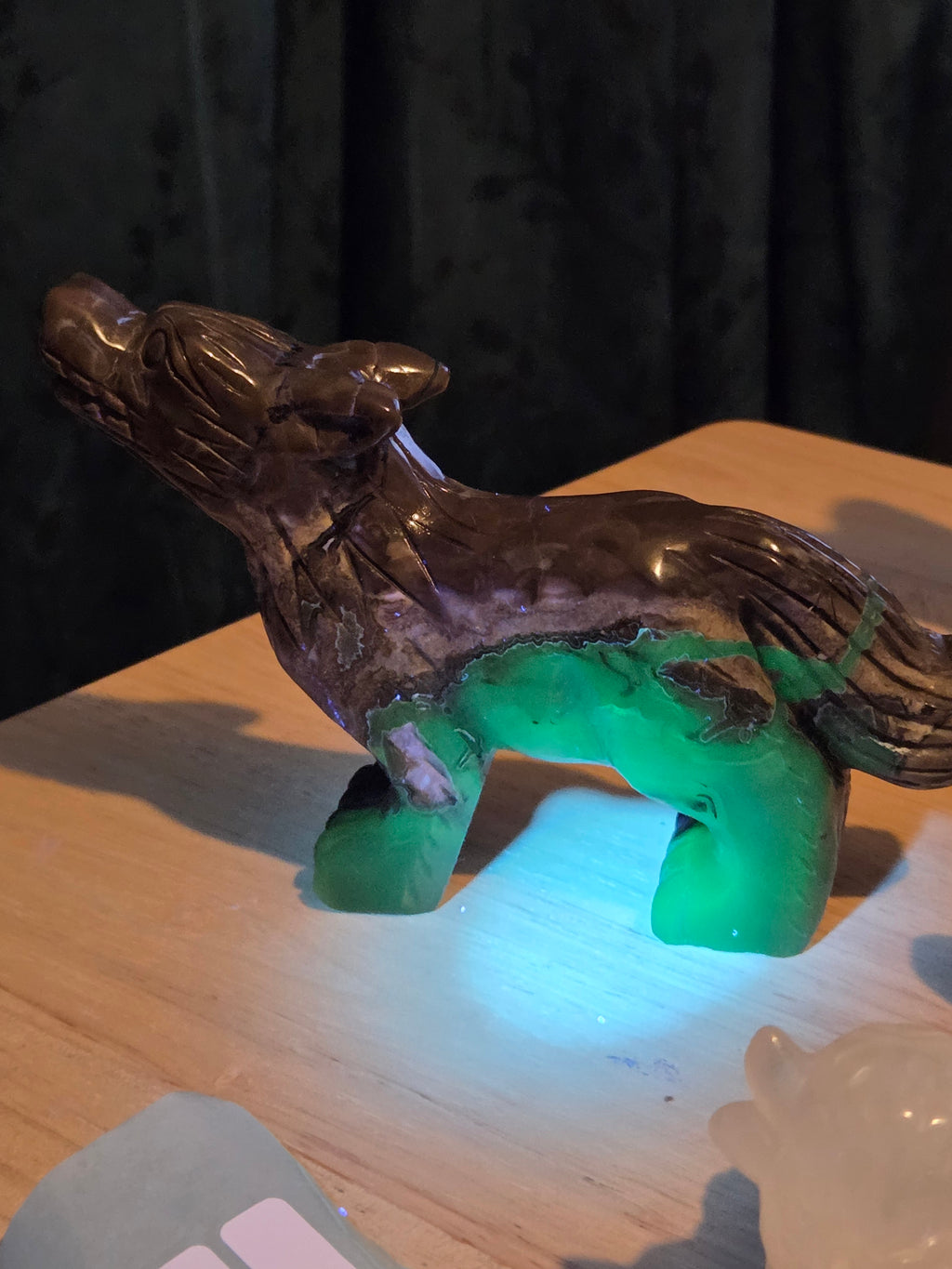 Volcano Agate crystal wolf carving Green uv