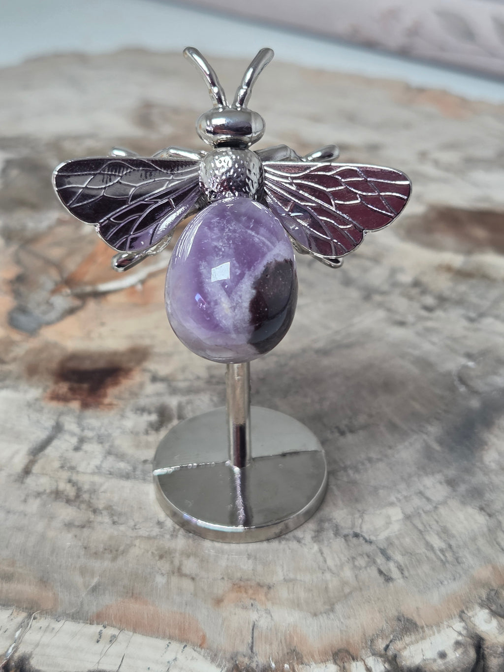 Amethyst crystal bee carving