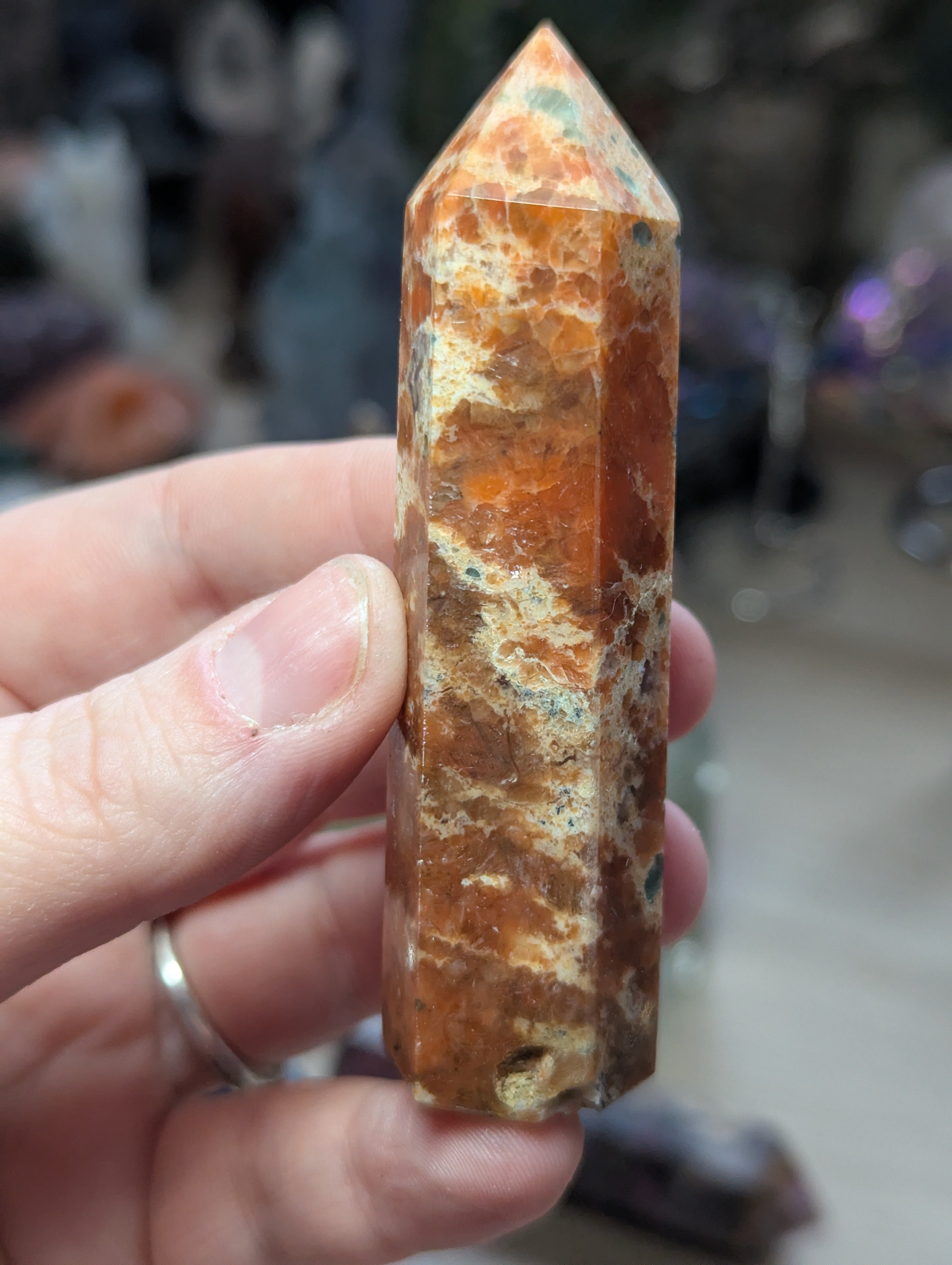 Sunstone with Apatie crystal tower