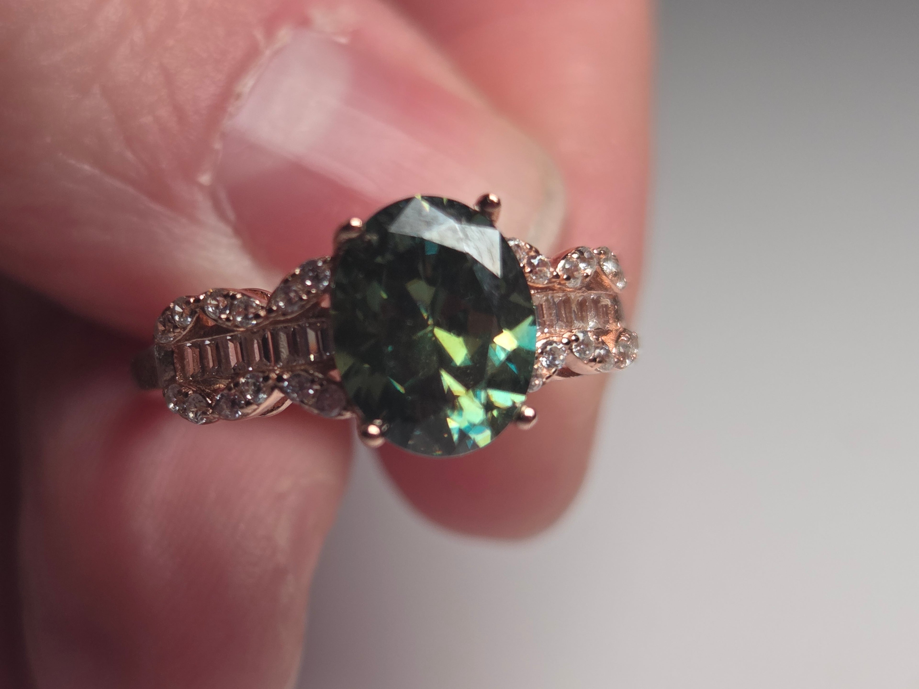 2 carot Moissonite Diamond s295 Adjustable ring