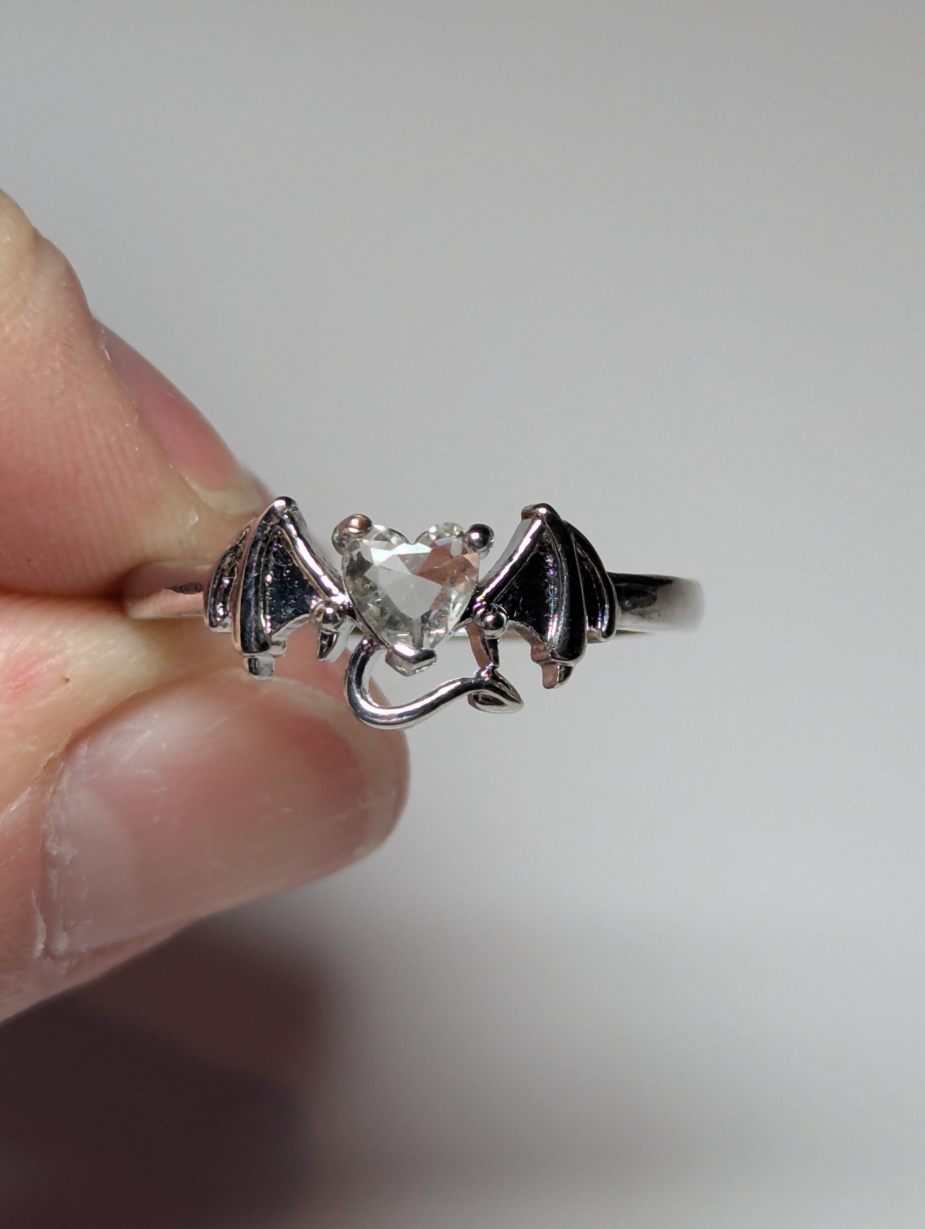 Clear quartz crystal adjustable s295 ring