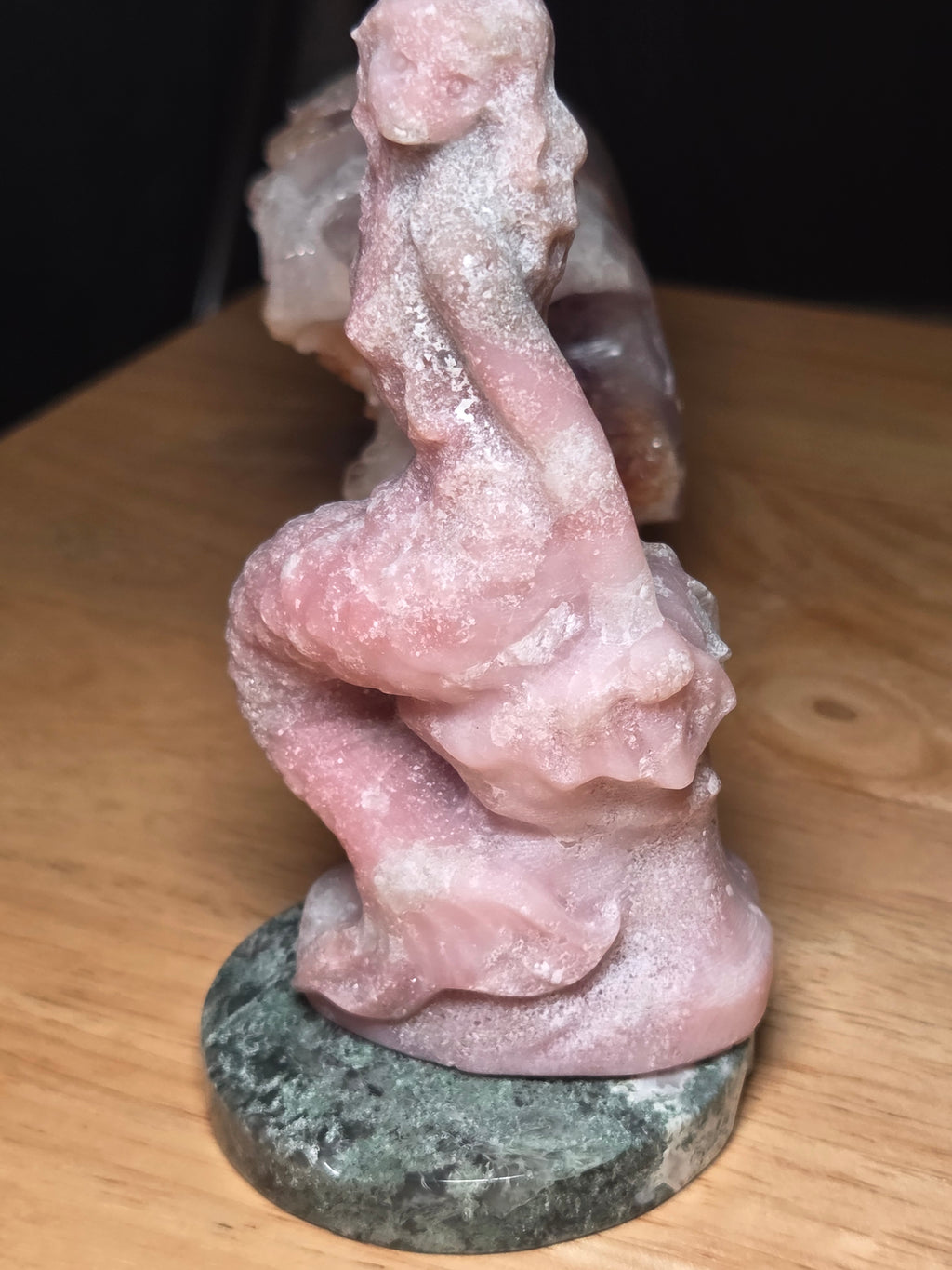 New pink opal crystal crystal mermaid carving