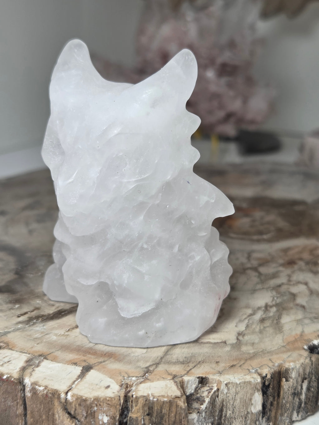 Clear quartz crystal dragon carving
