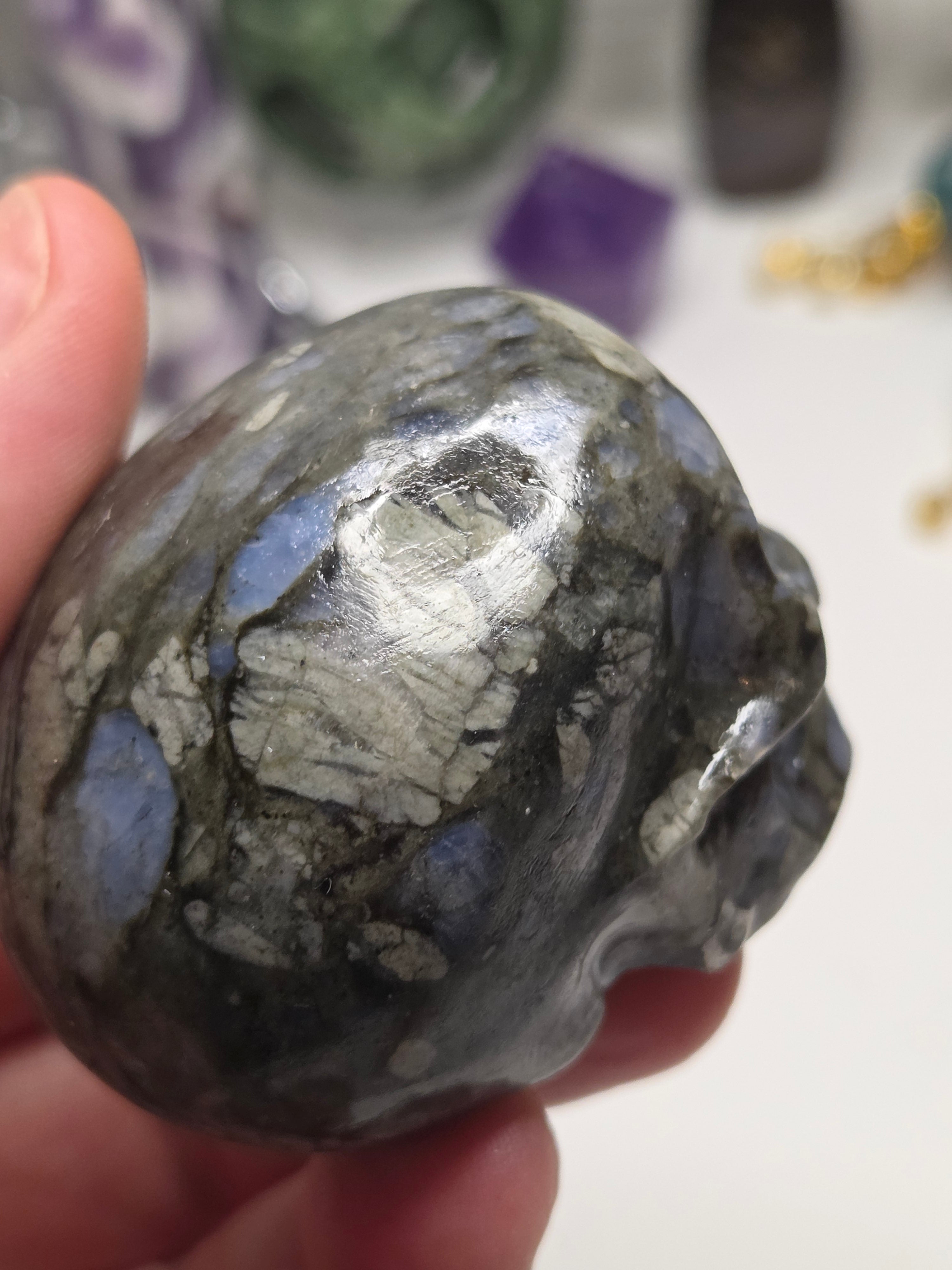 Blue spot crystal skull carving