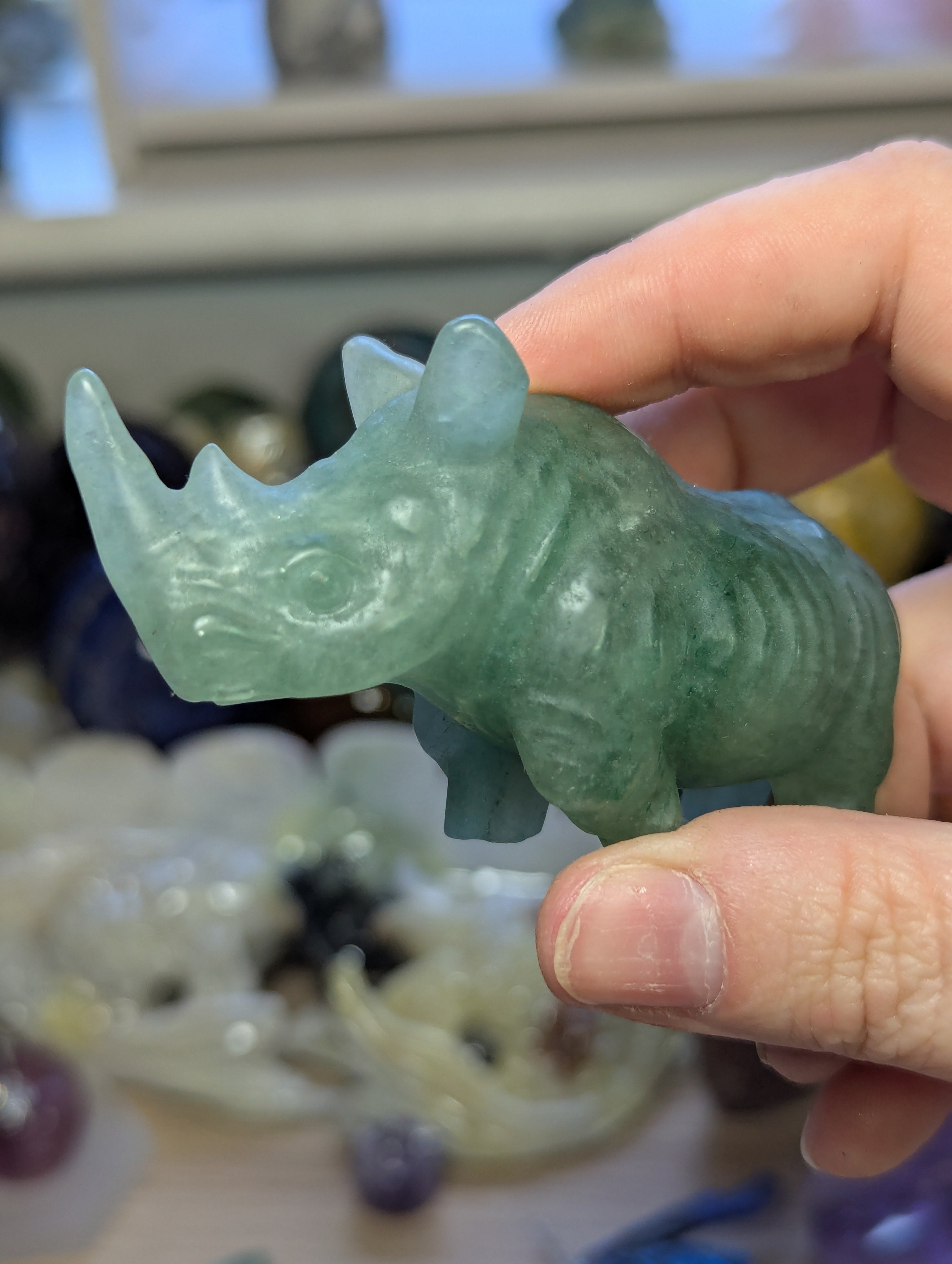 Rhyno crystal carving