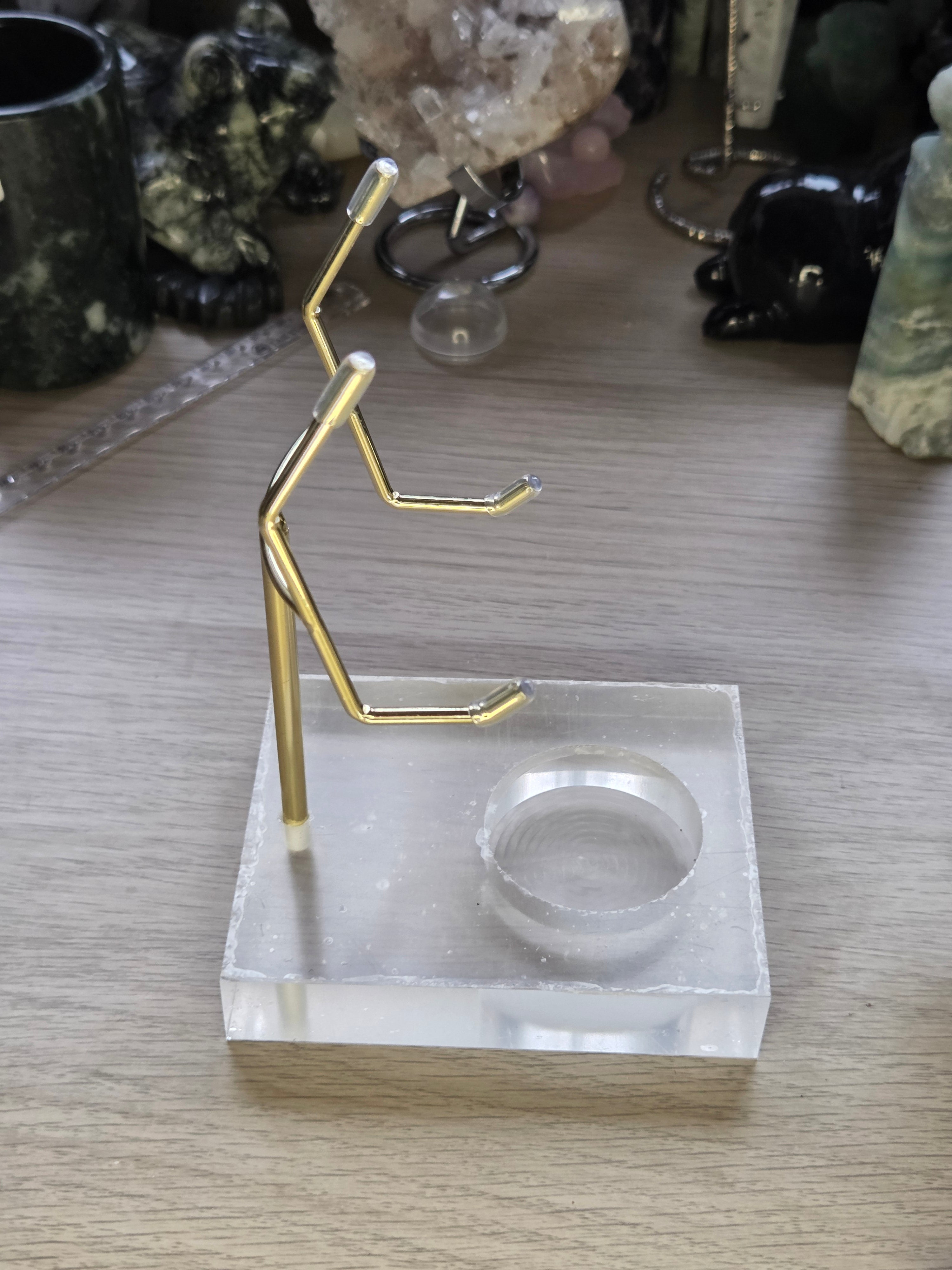 Slab and sphere stand