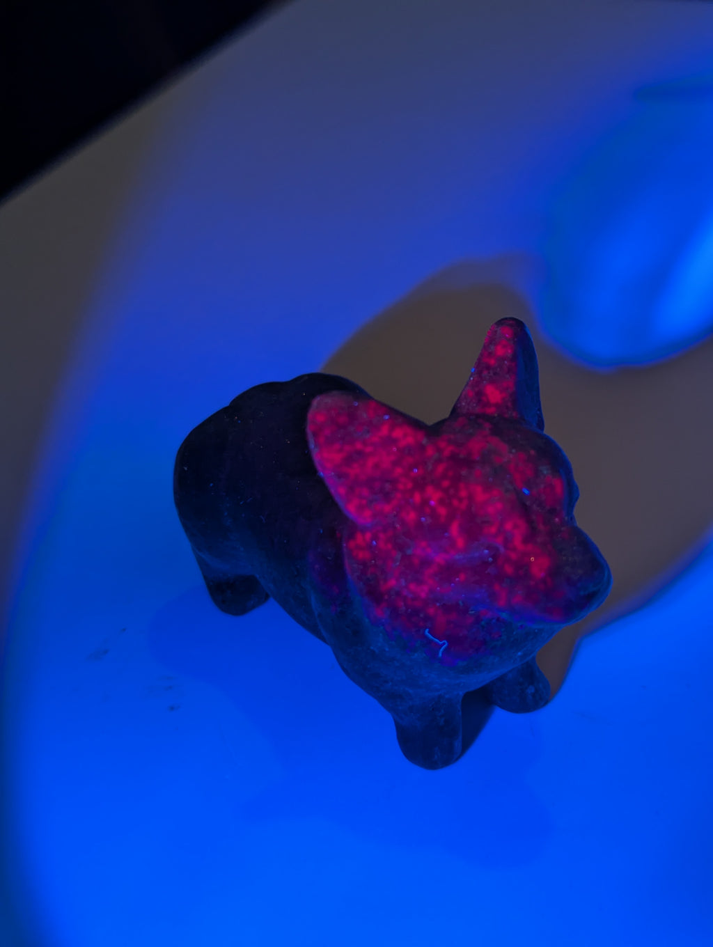 Corgi dog crystal ruby in frushite carving