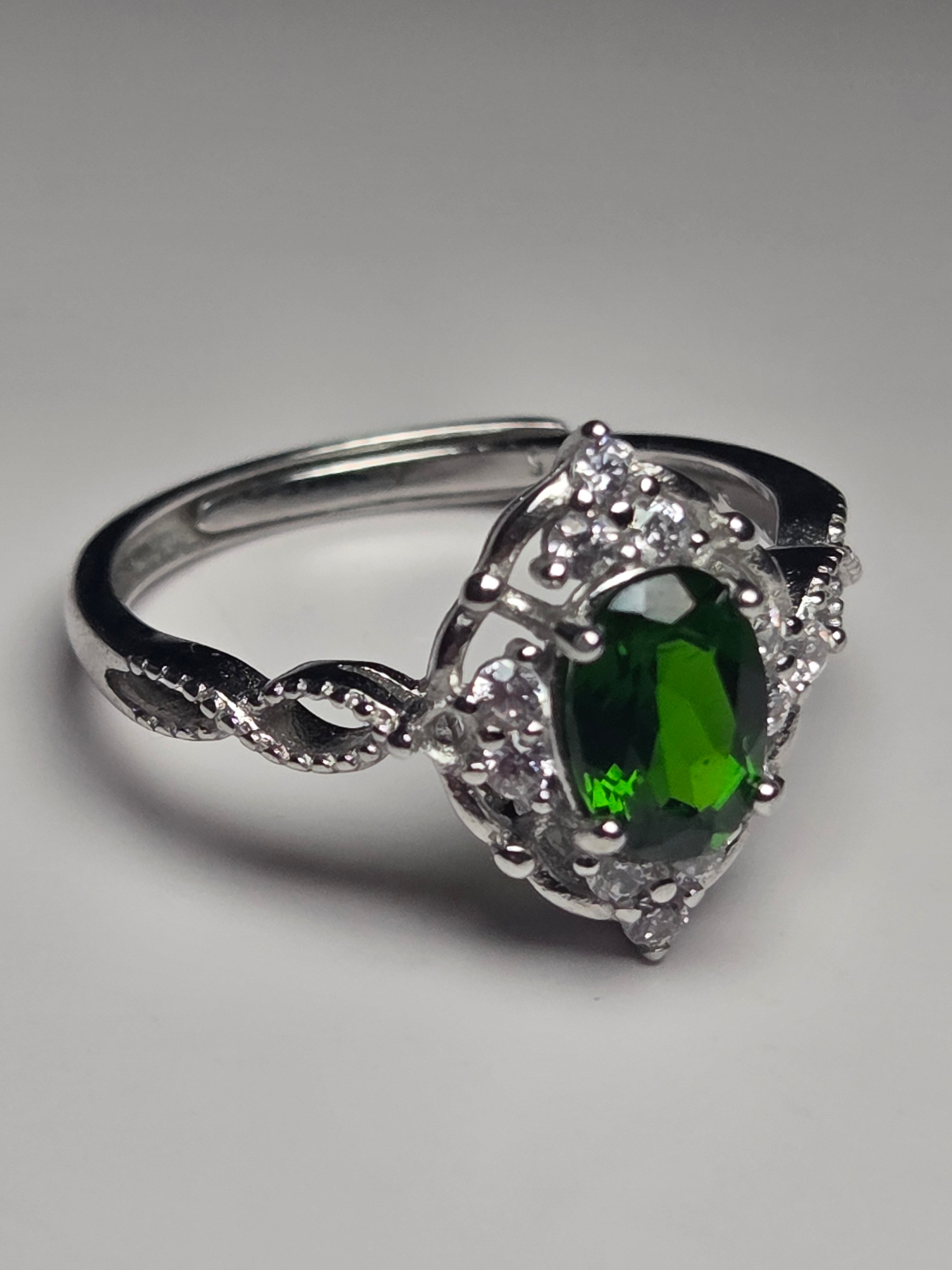 DIopside gemstone crystal Adjustable ring S295