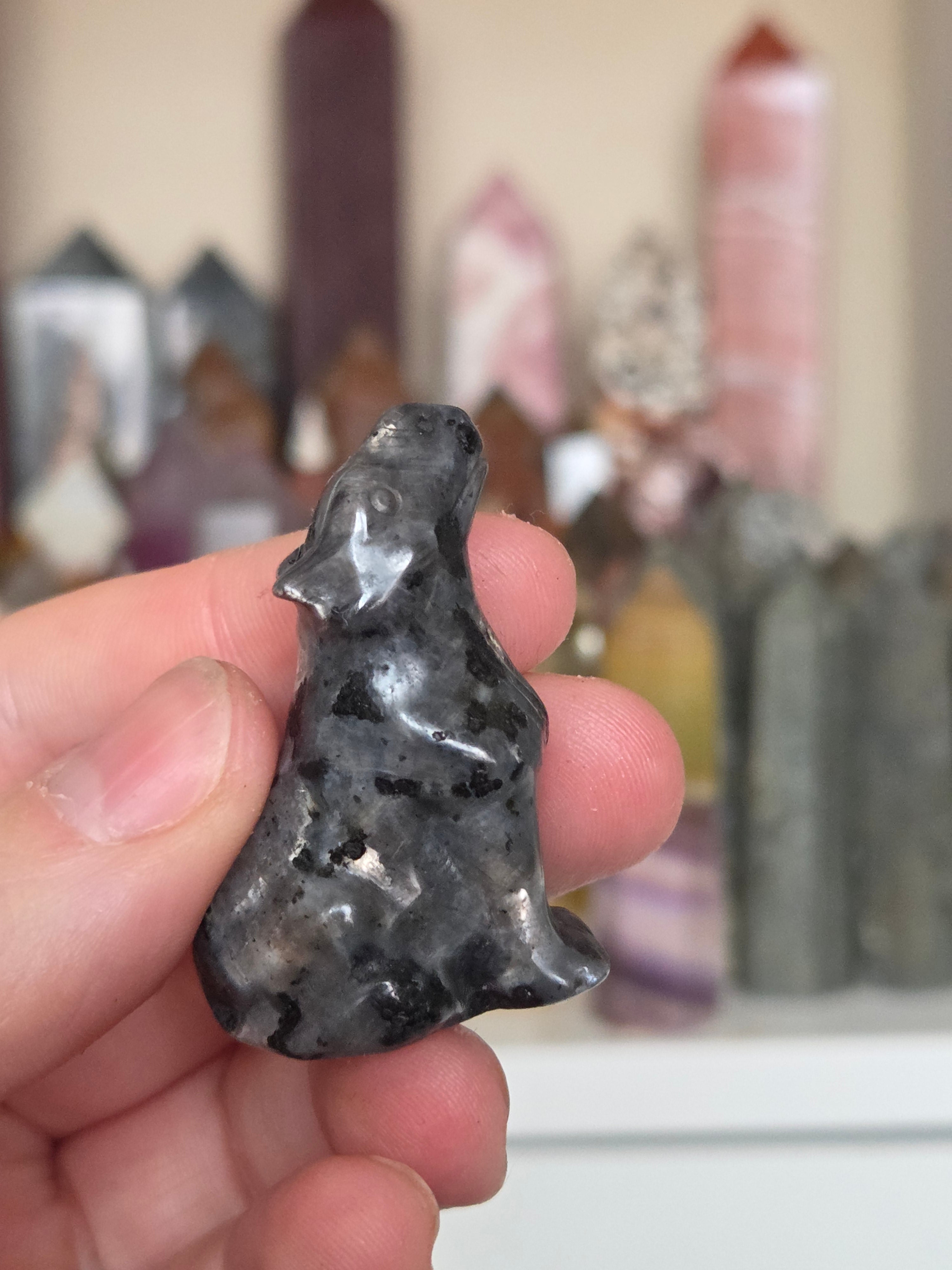 Crystal  wolf carving