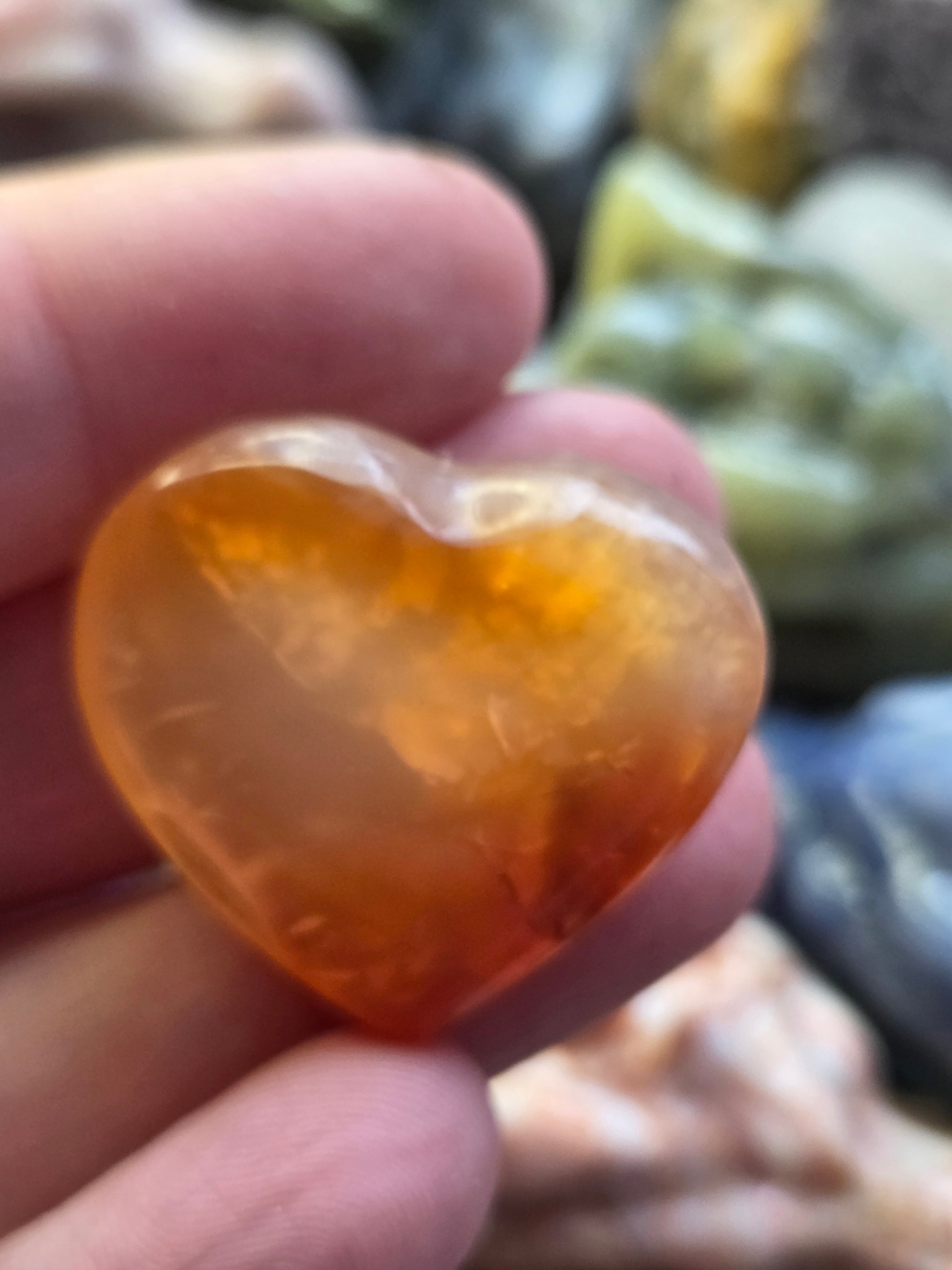 Carnelian crystal heart carving