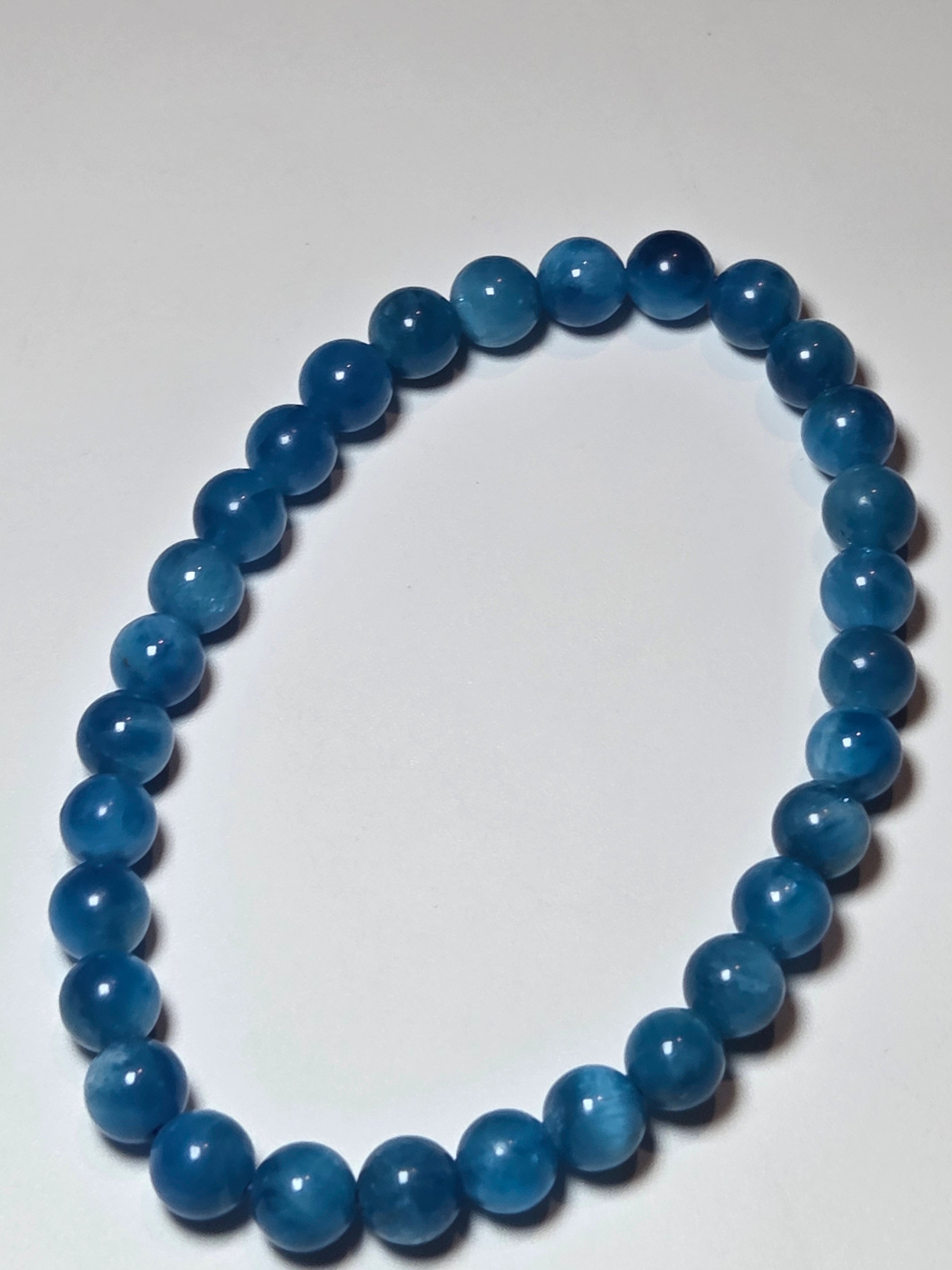 Apatie crystal bracelet