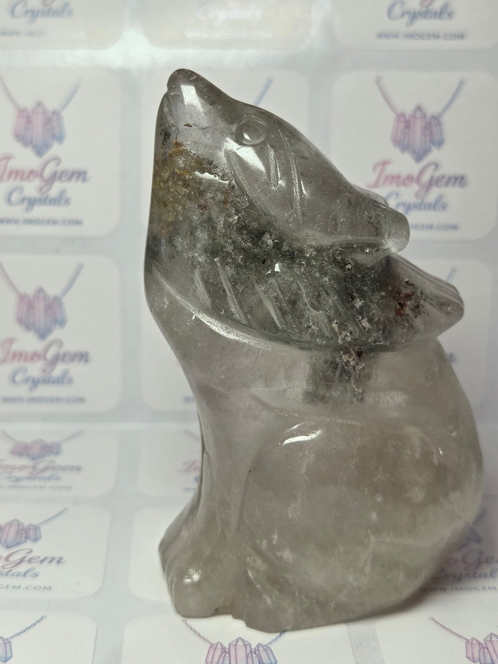 Garden quartz crystal wolf carving