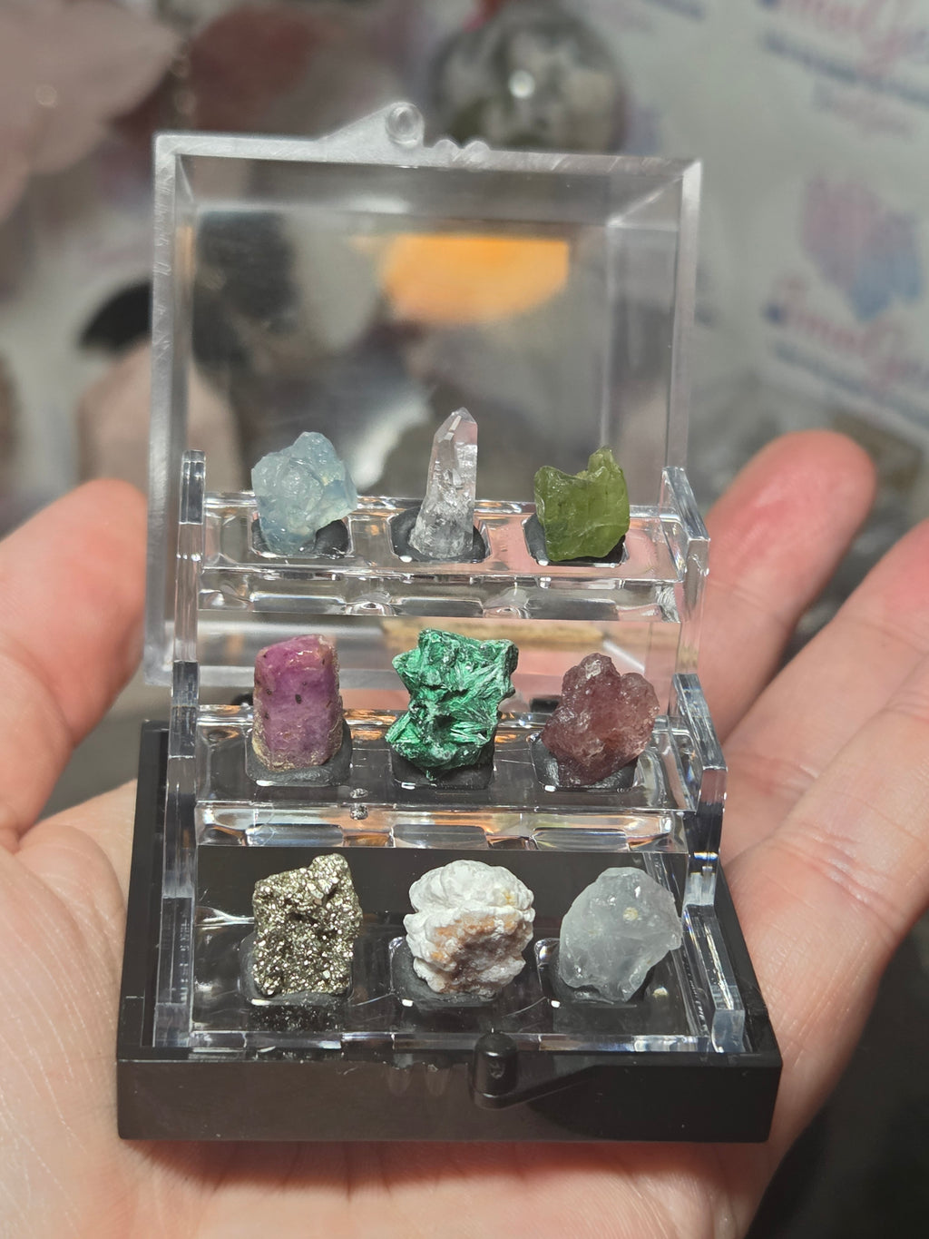 Crystal specimen large box