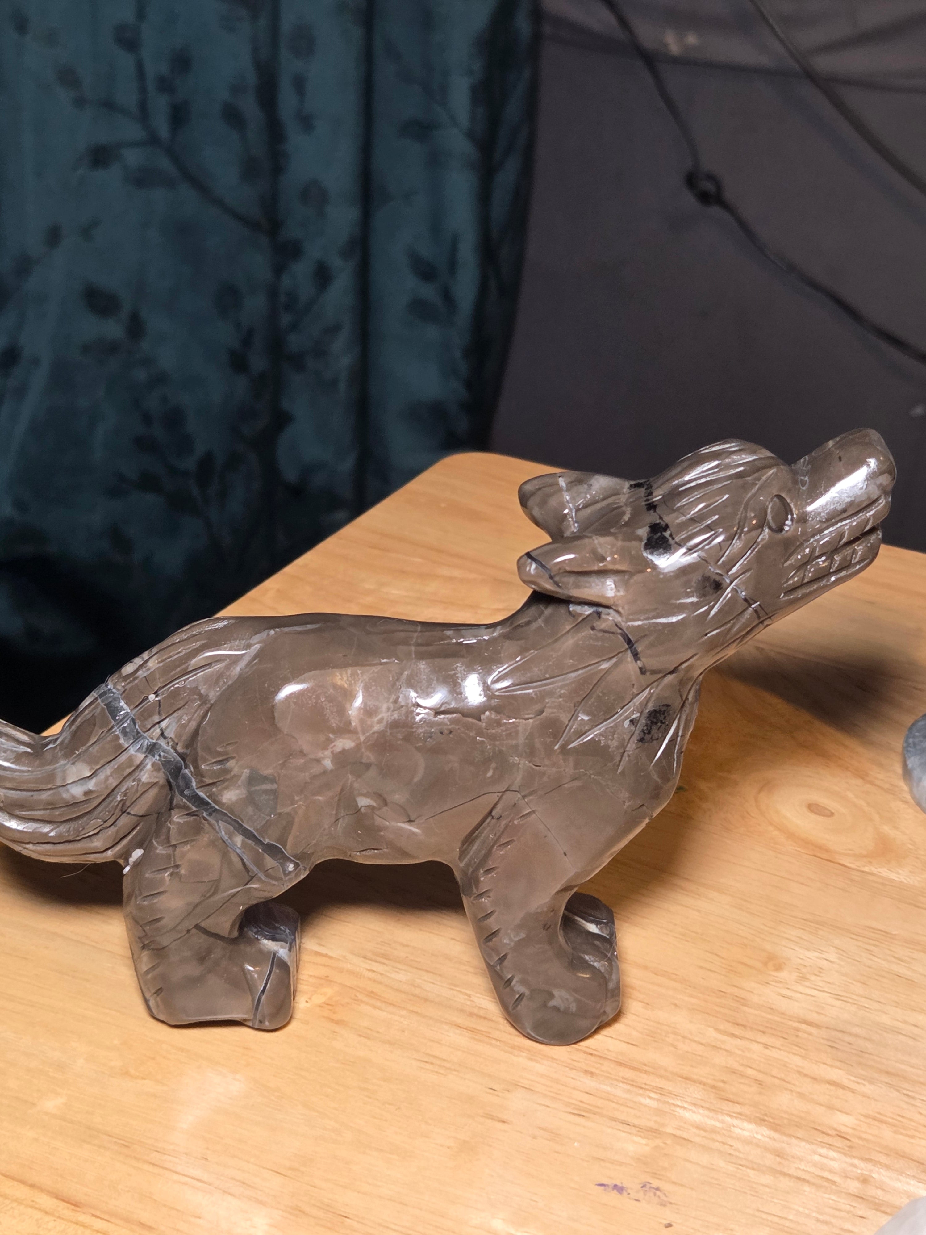 Volcano Agate crystal wolf carving Green uv