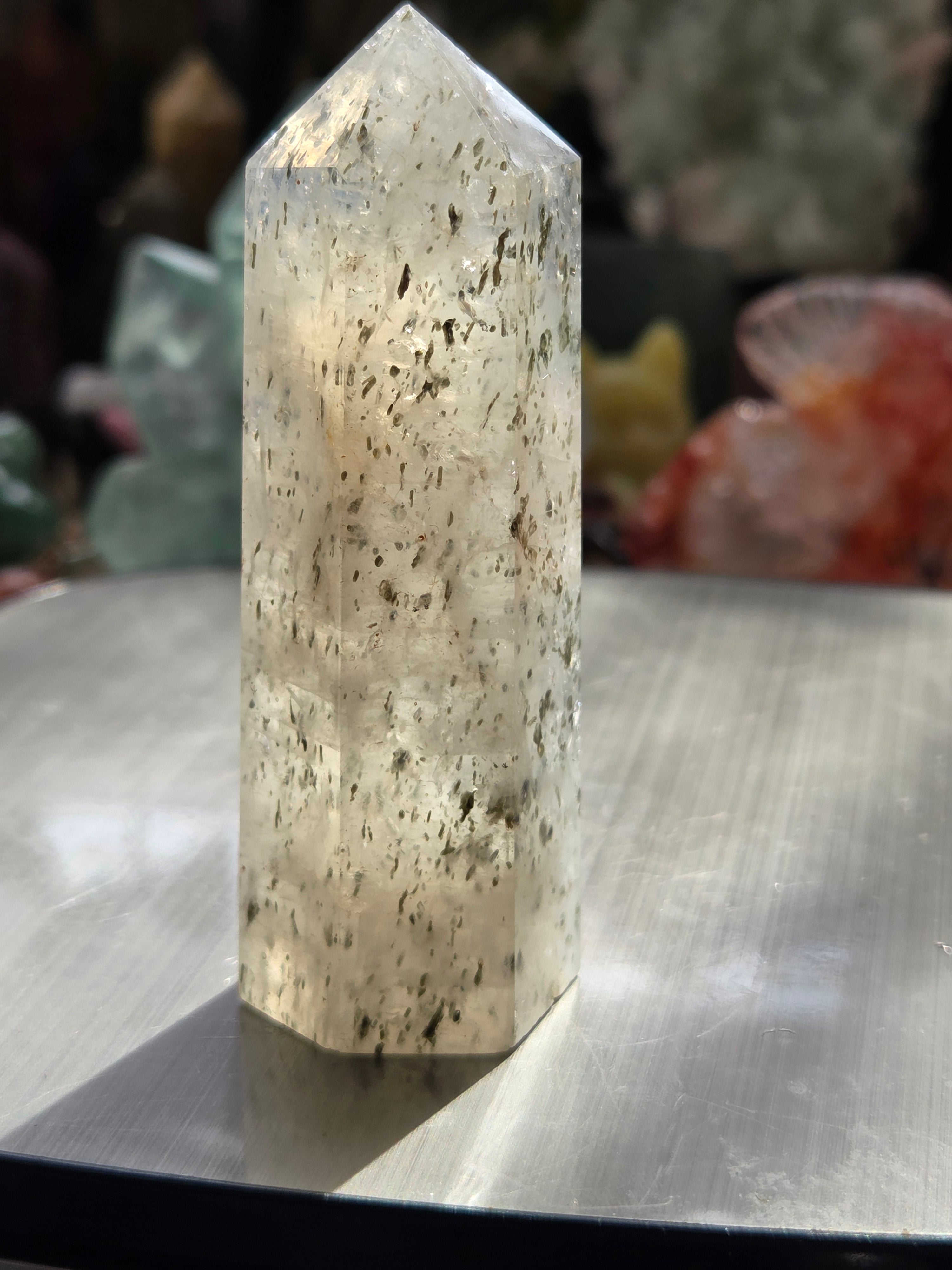Amazing  Green Mica  in quartz  tower