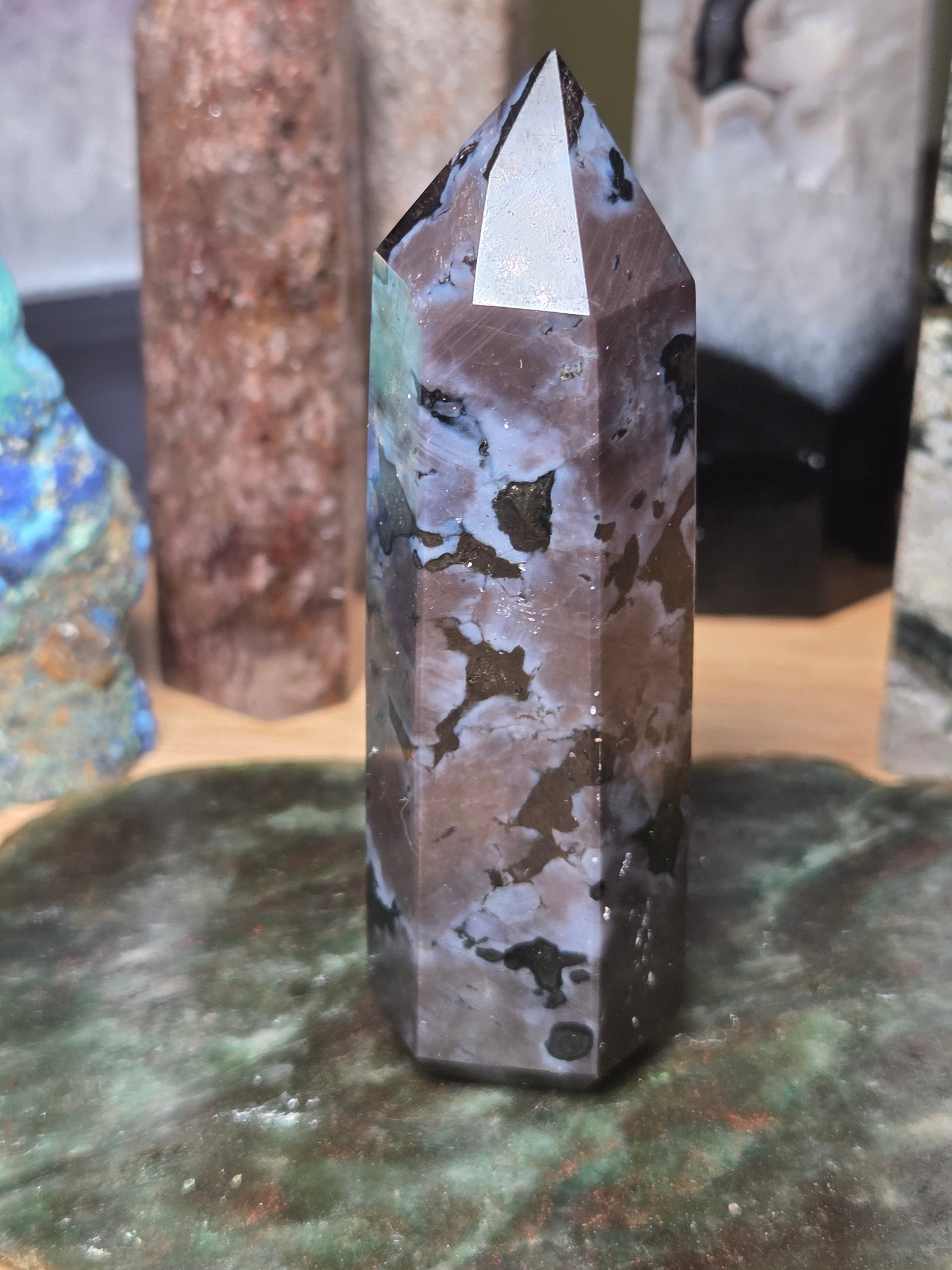 Ingabro Gabbro crystal tower carving