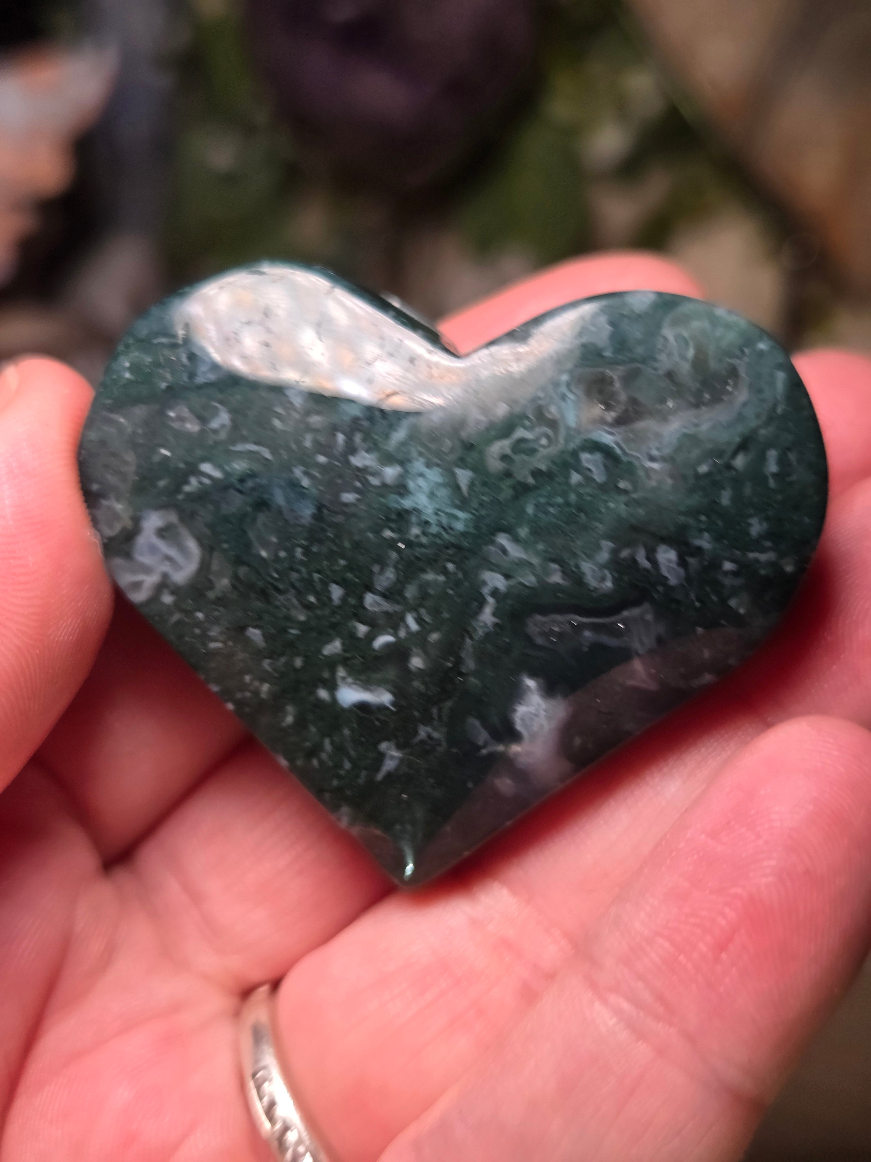 Moss agate crystal heart carving