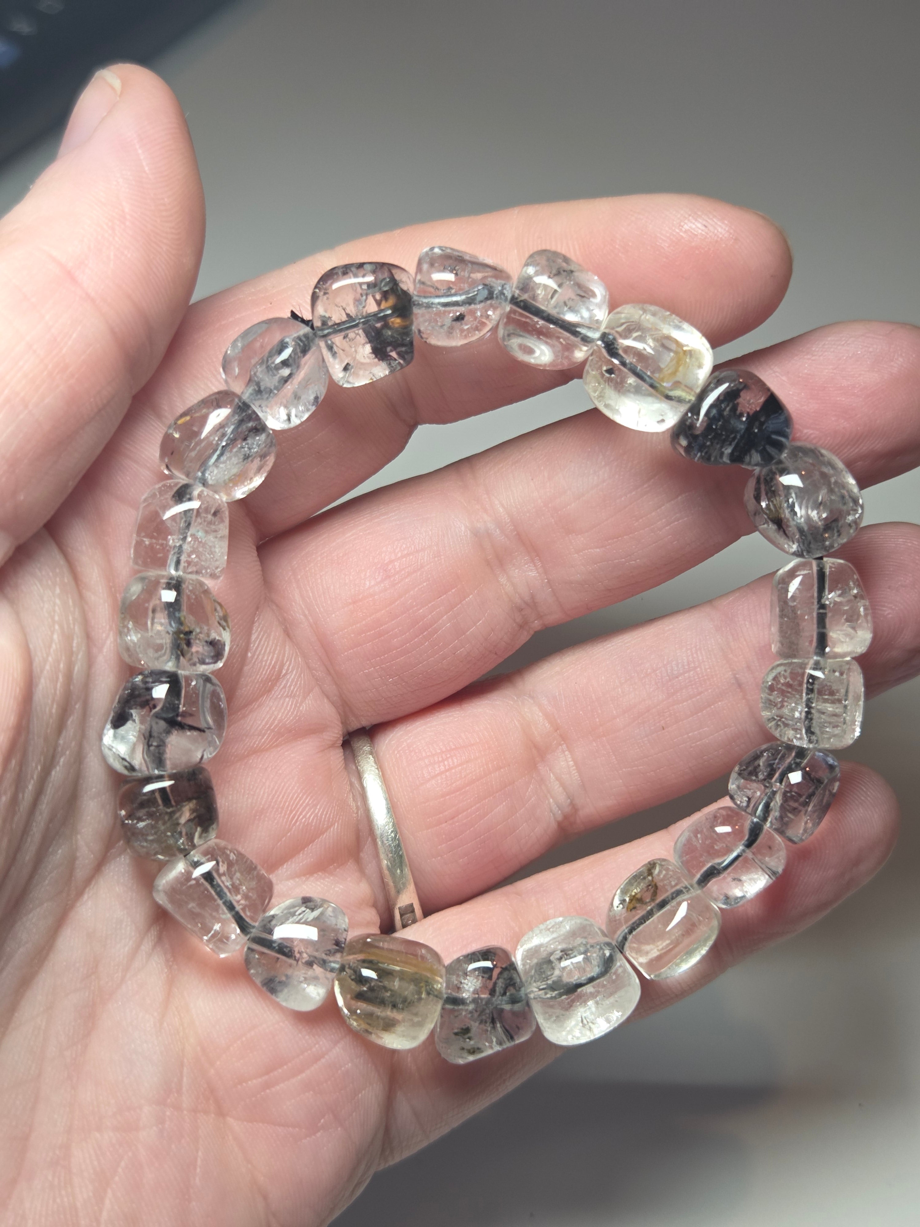 Hekihekamiah diamond bracelet