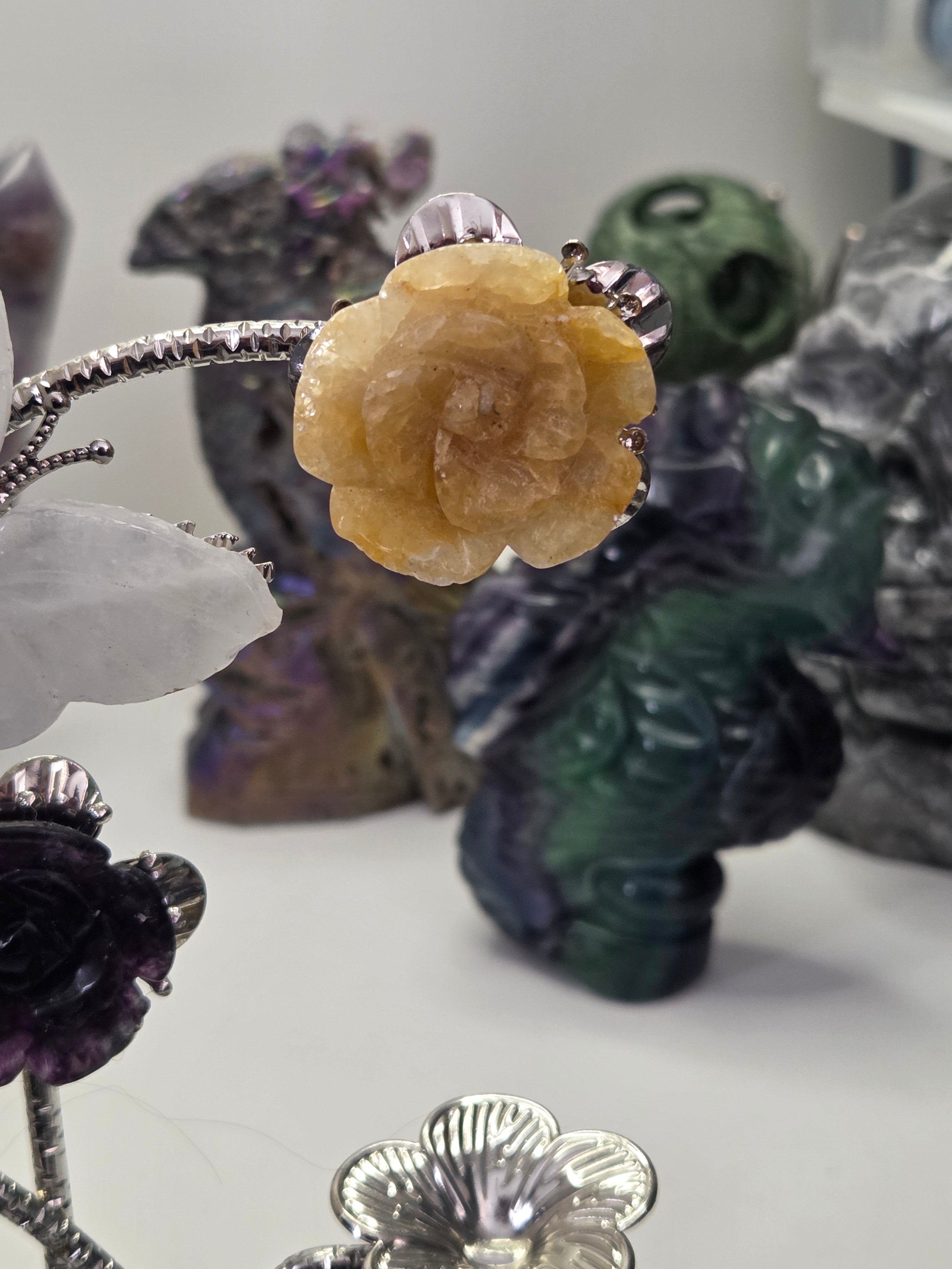 Flower and butterfly sphere stand