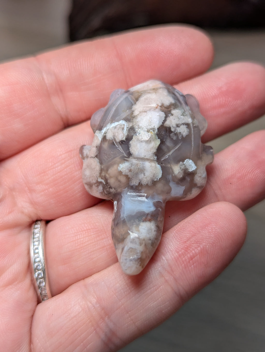 Flower agate crystal turtle carving