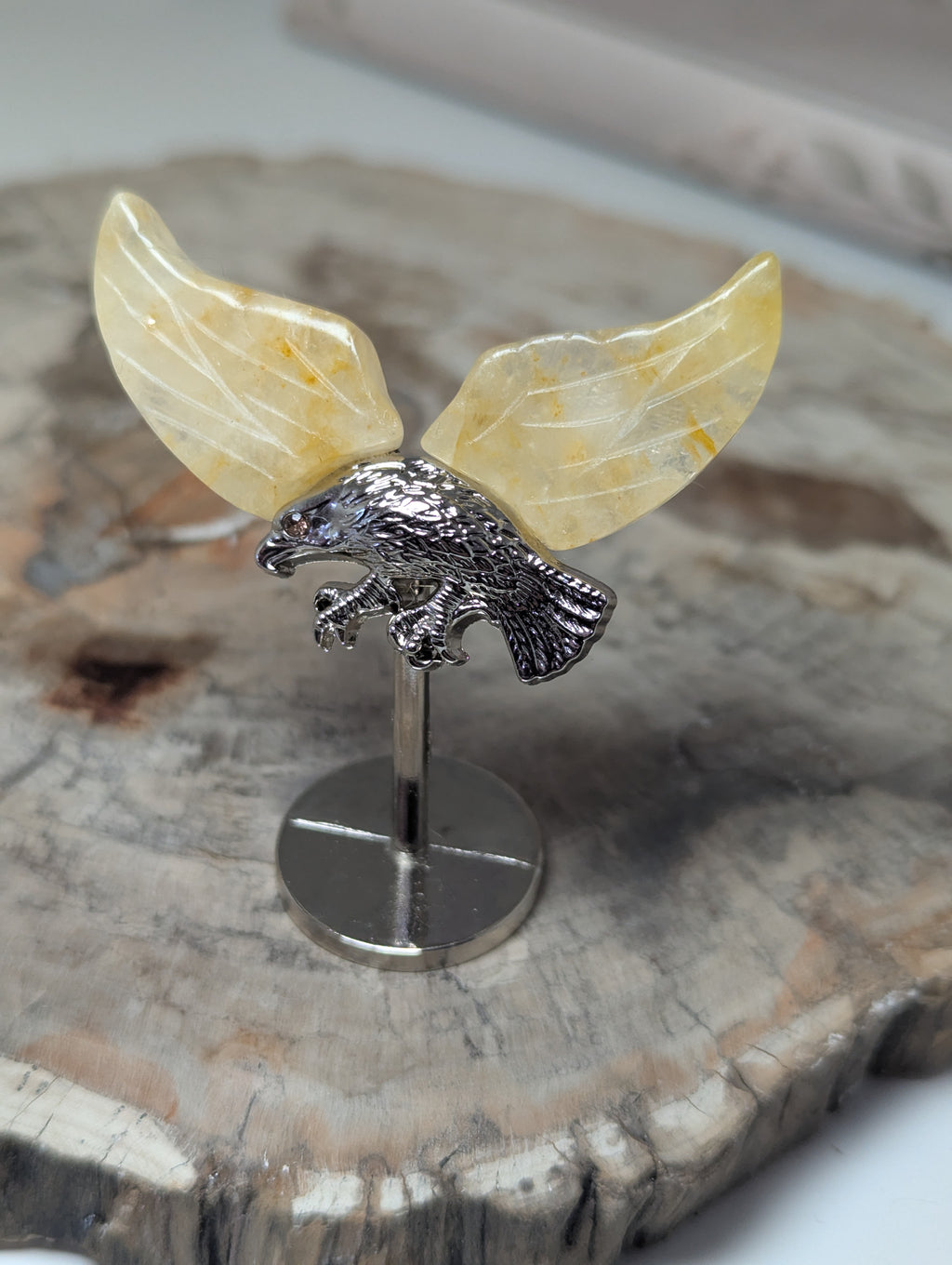 Golden healer crystal Egale