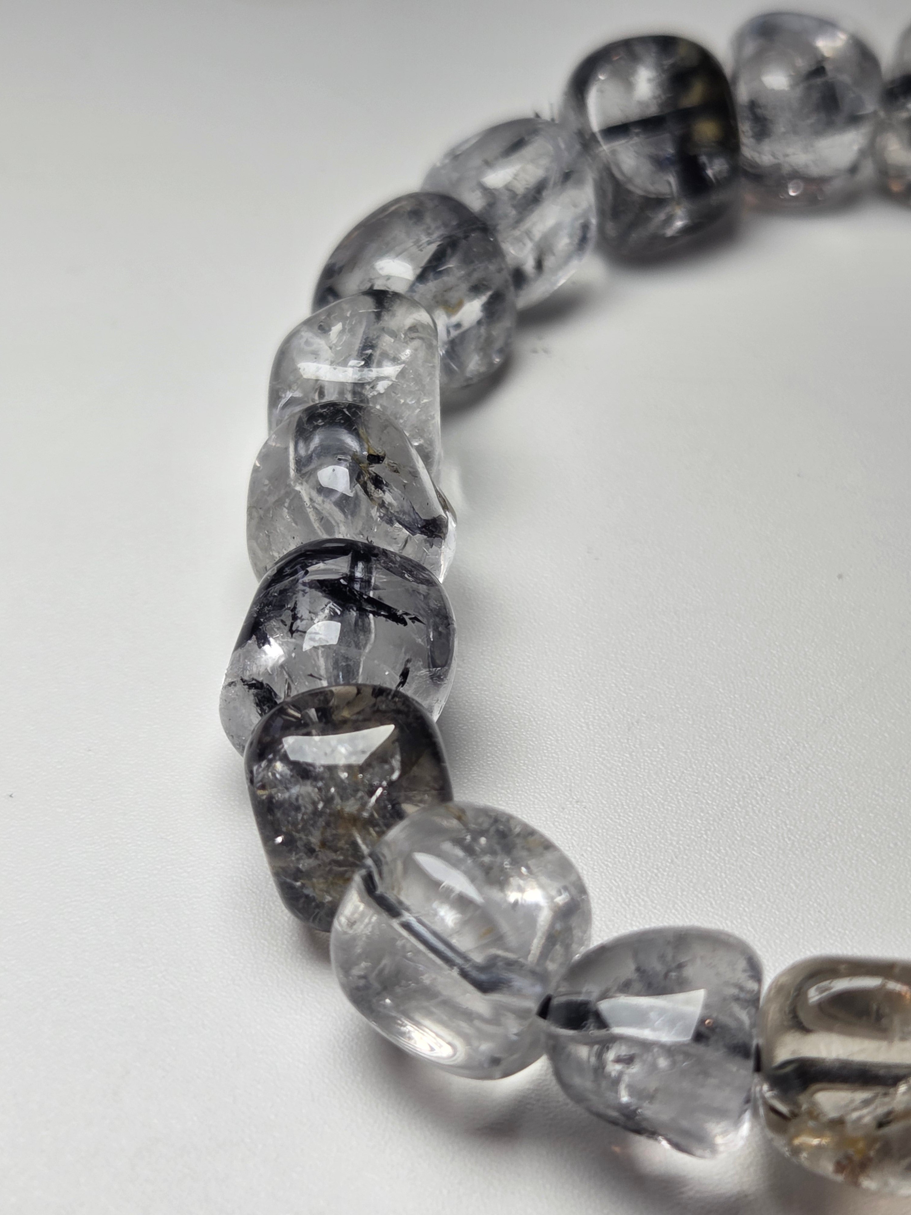 Hekihekamiah diamond bracelet