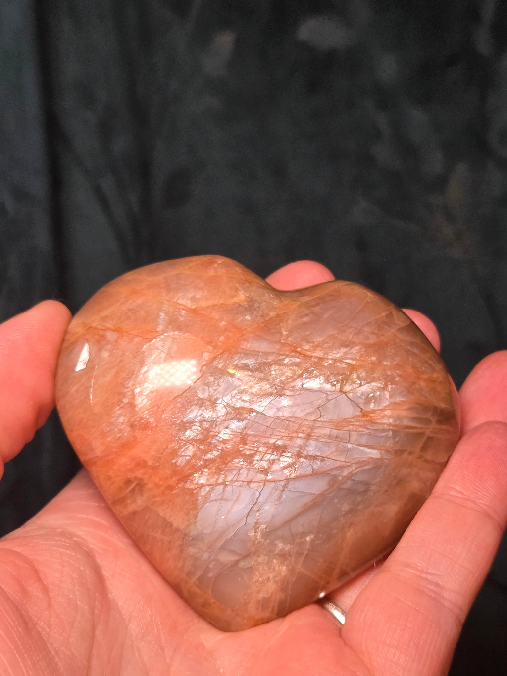 Puffey moonstone crystal heart carving