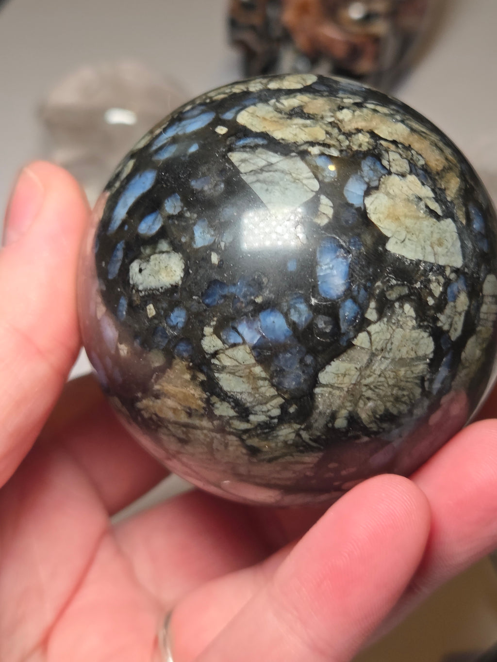 Quesera crystal sphere carving