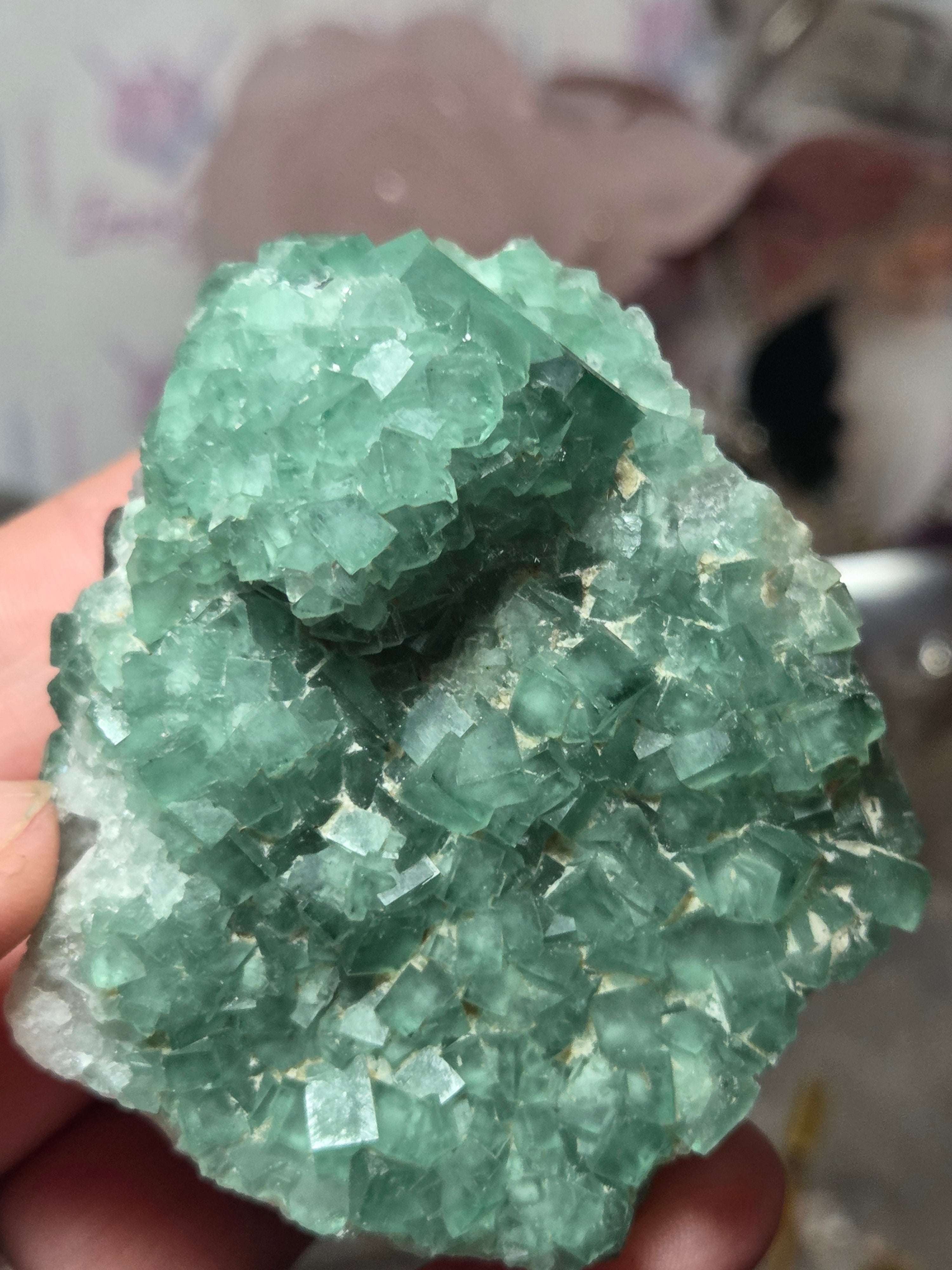 Amazing  Pakistan flourite with Amazing  blue  UV with stand