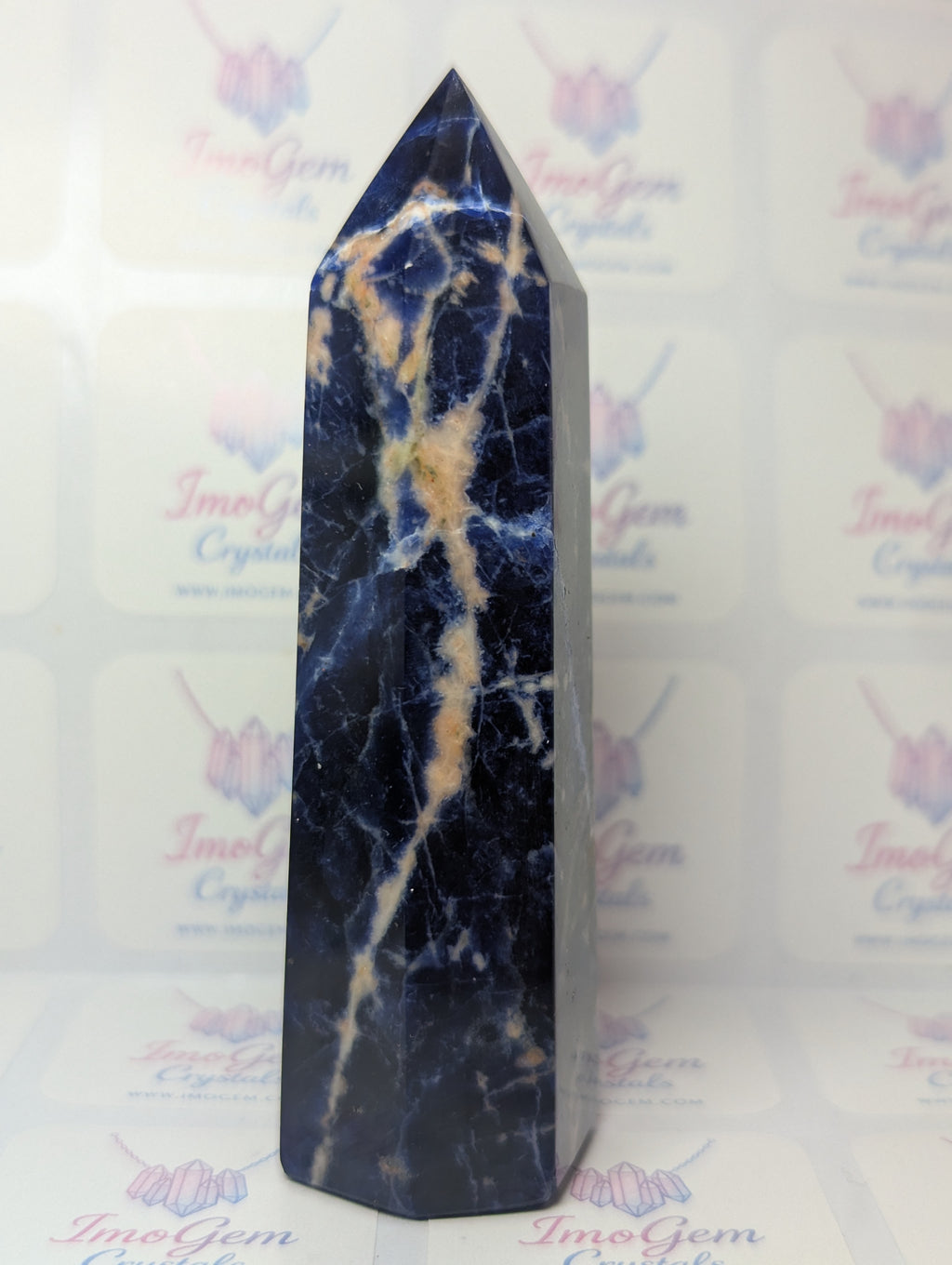 Crystal sodalite crystal tower