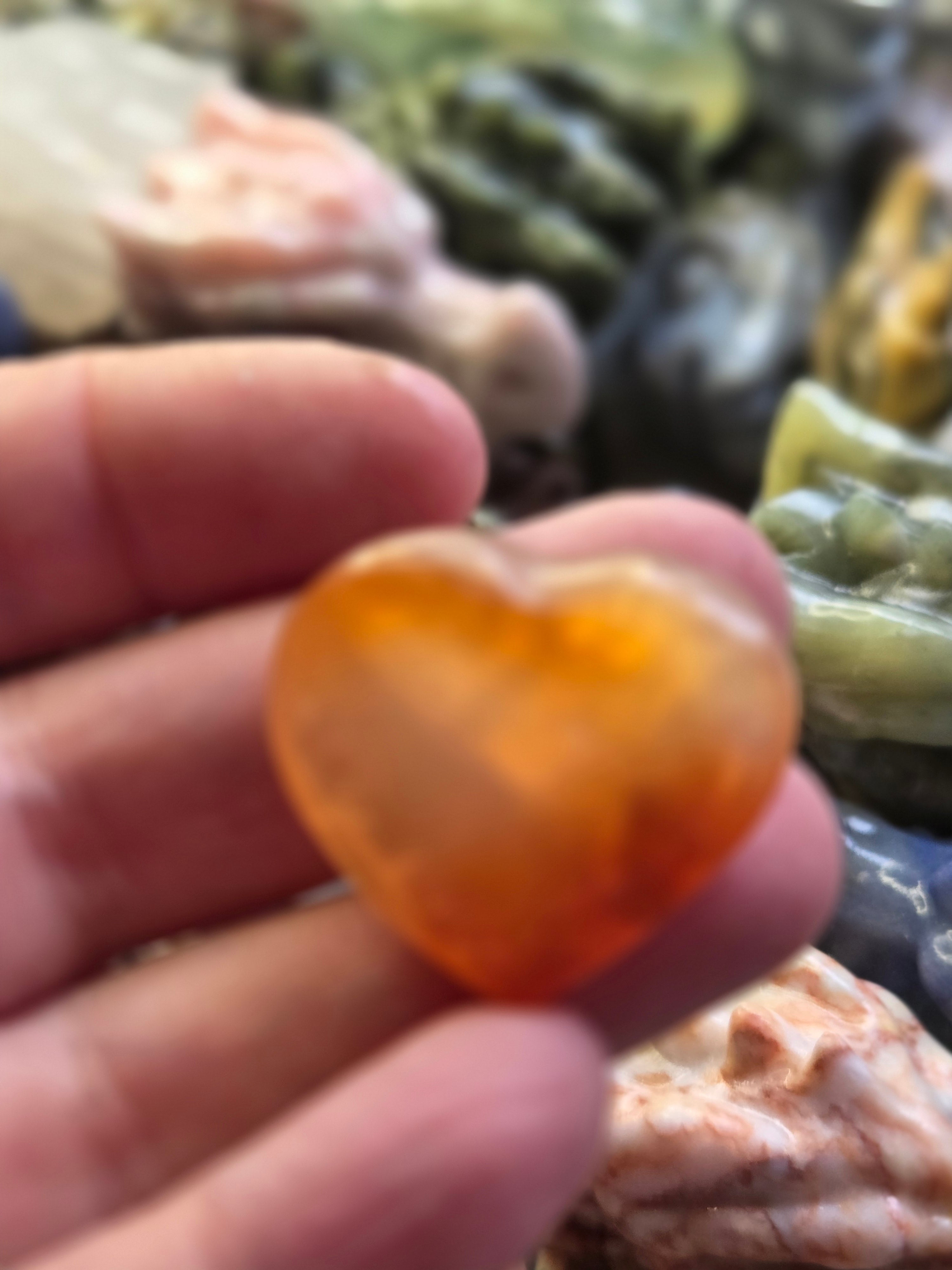 Carnelian crystal heart carving